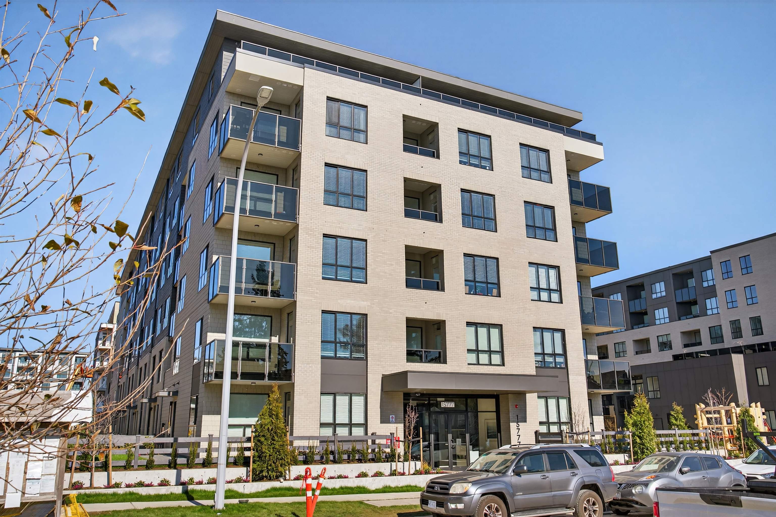 B3-407 15777 85 AVENUE, R3097784, BC,