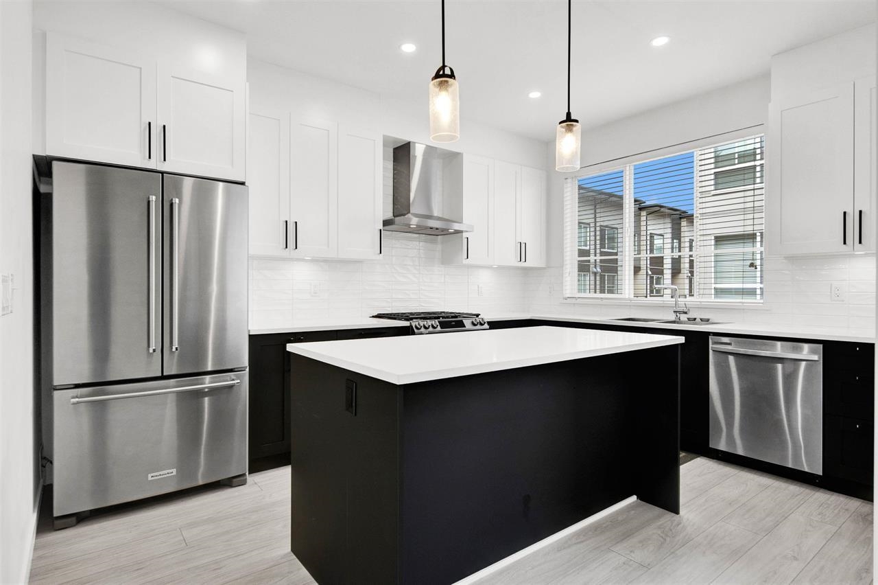 1 7288 188 STREET, R3097851, BC,