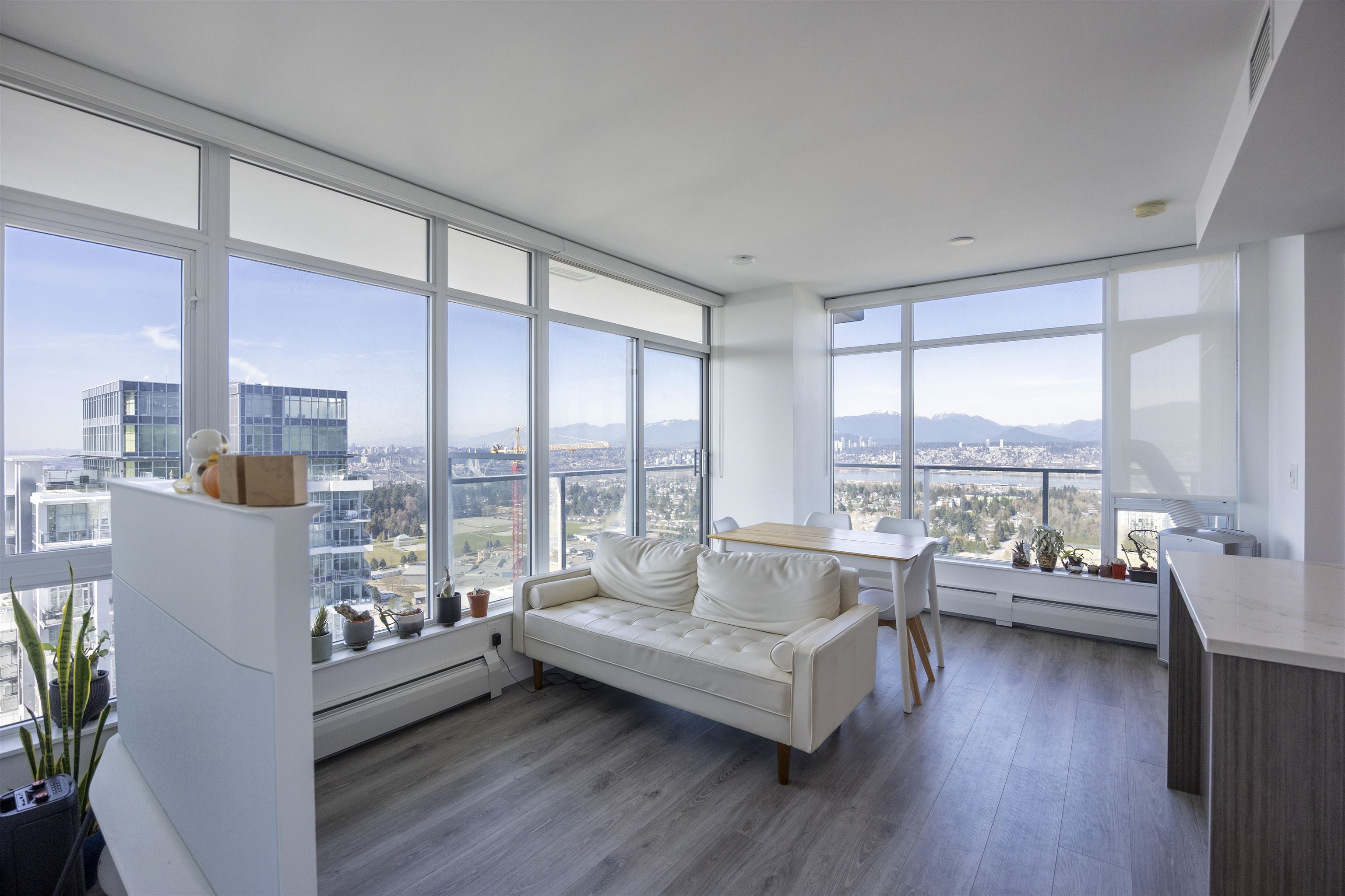 3802 13350 CENTRAL AVENUE, R3097872, BC,