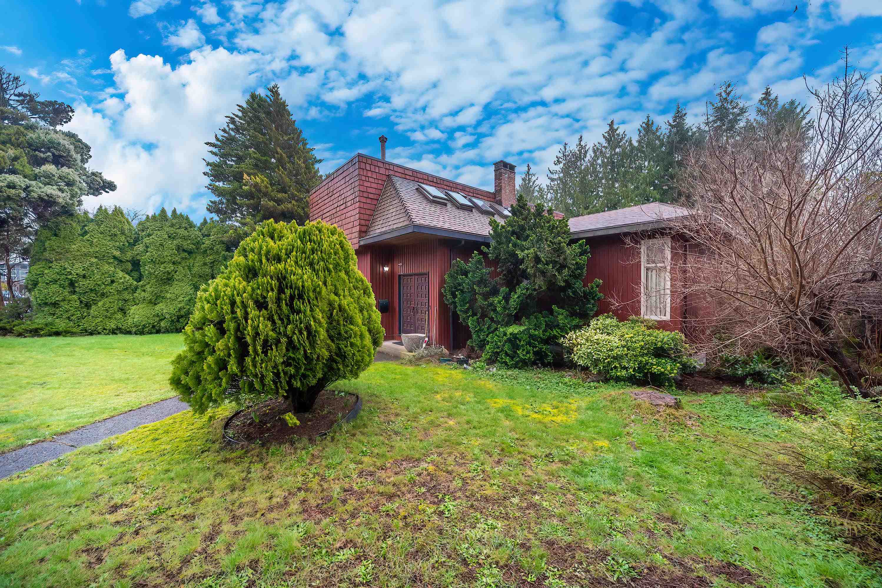 5734 EGLINTON STREET, Burnaby BC V5G 2B6, R3097903, BC,