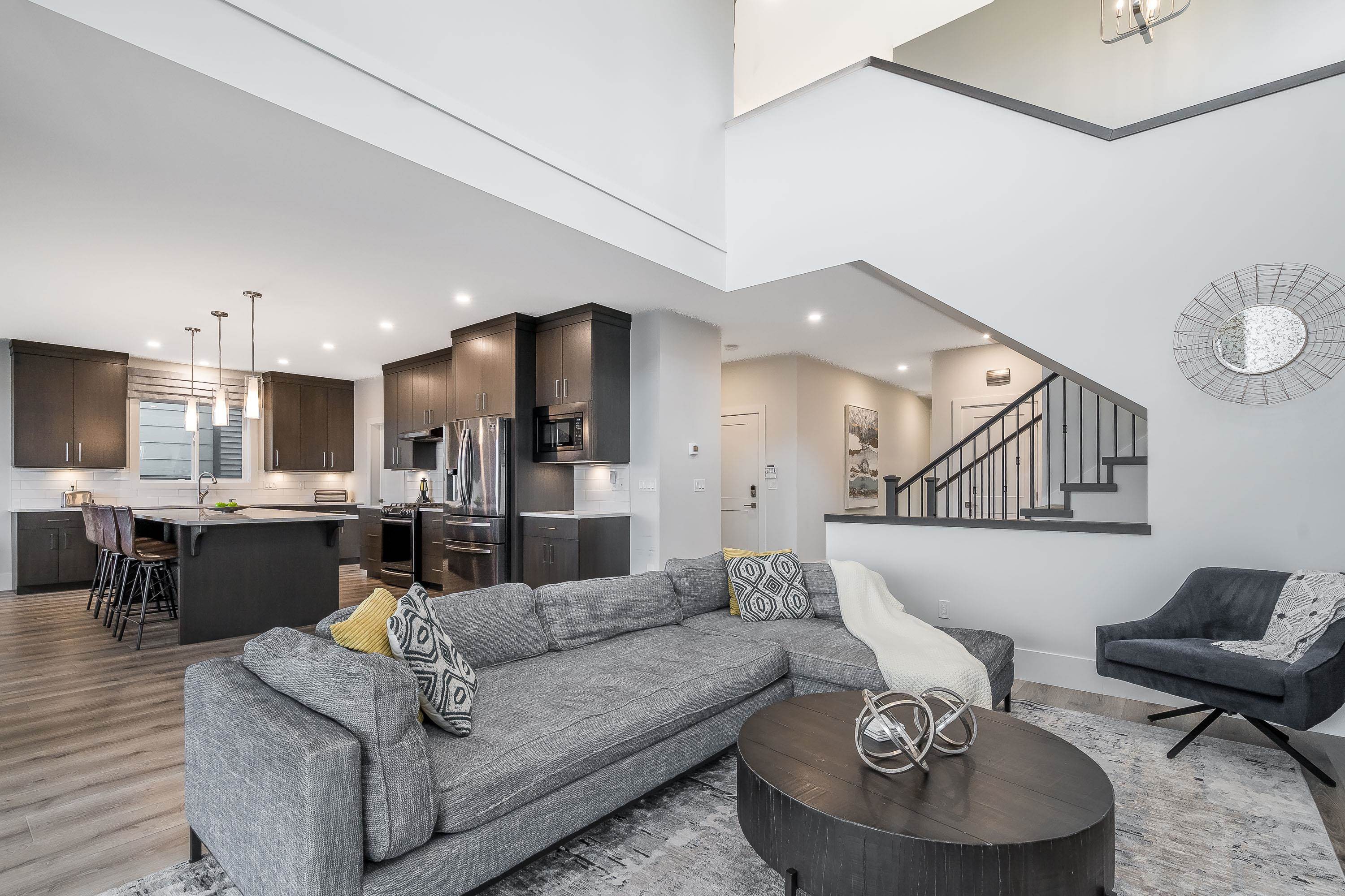 40 4295 OLD CLAYBURN ROAD, R3098000, BC,