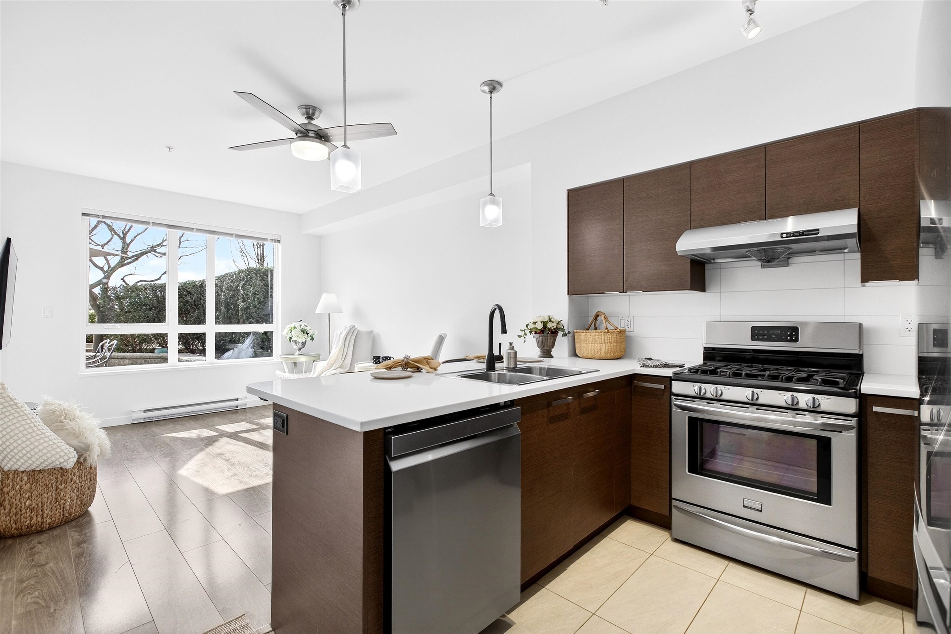 222 10880 NO. 5 ROAD, R3098063, BC,