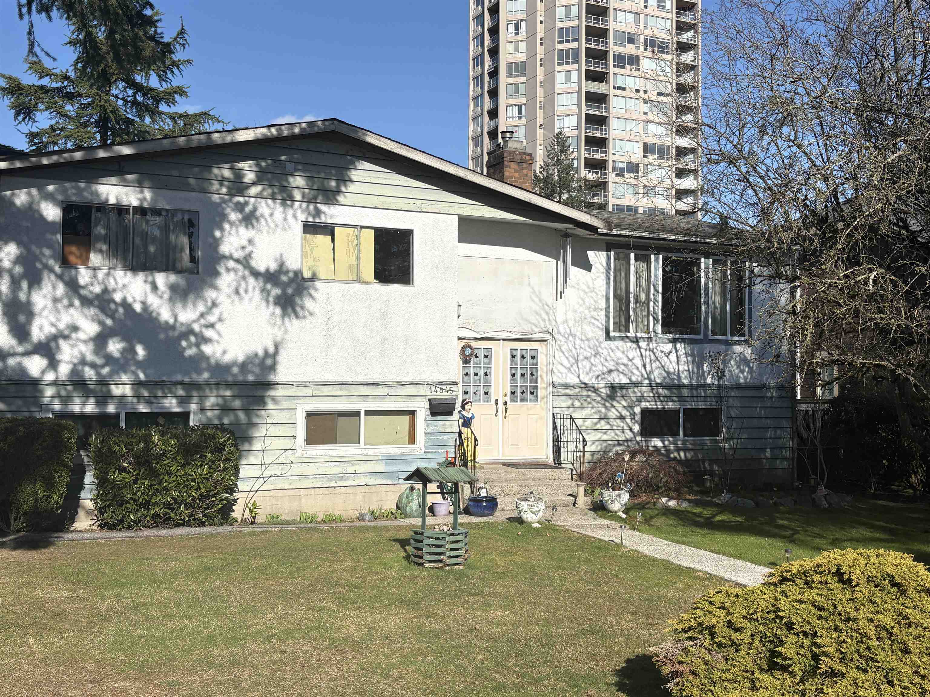 14845 103 AVENUE, Surrey BC V3R 1L4, R3098109, BC,