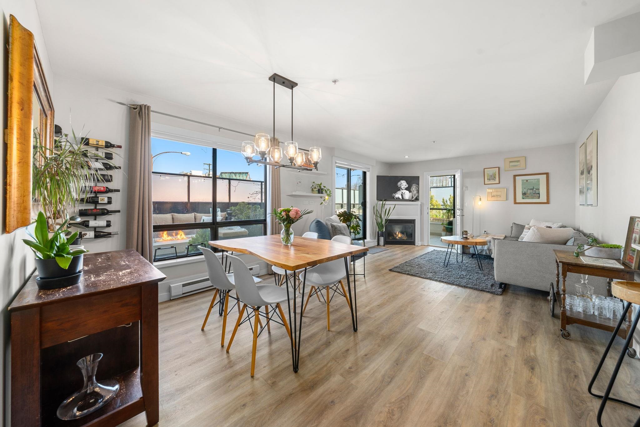 206 935 16TH STREET, R3098186, BC,