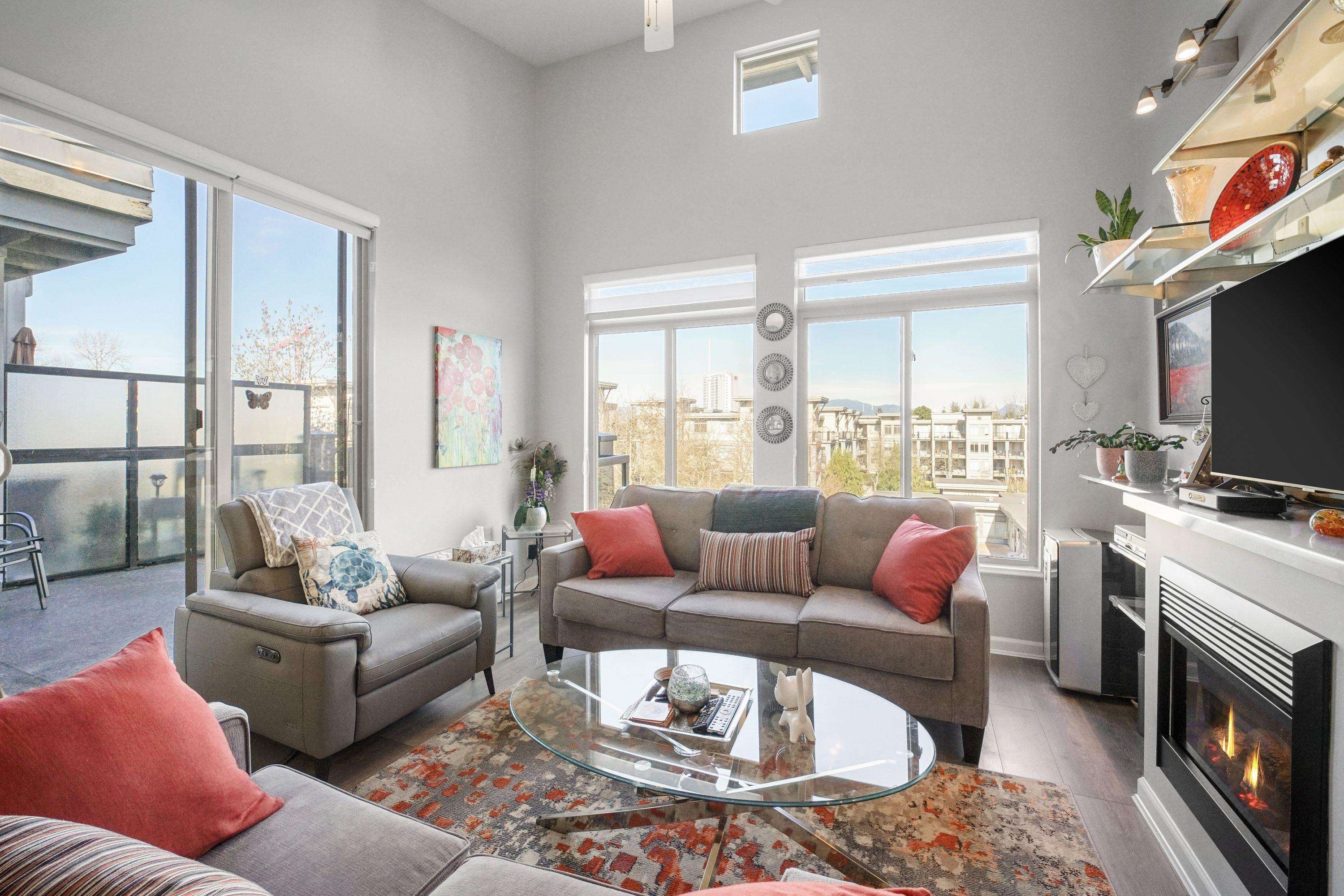 417 15385 101A AVENUE, R3098196, BC,