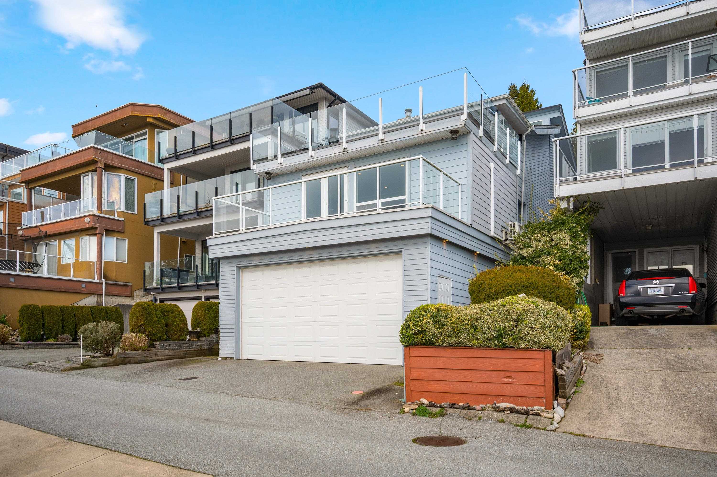 15456 COLUMBIA AVENUE, White Rock BC V4B 1K2, R3098251, BC,
