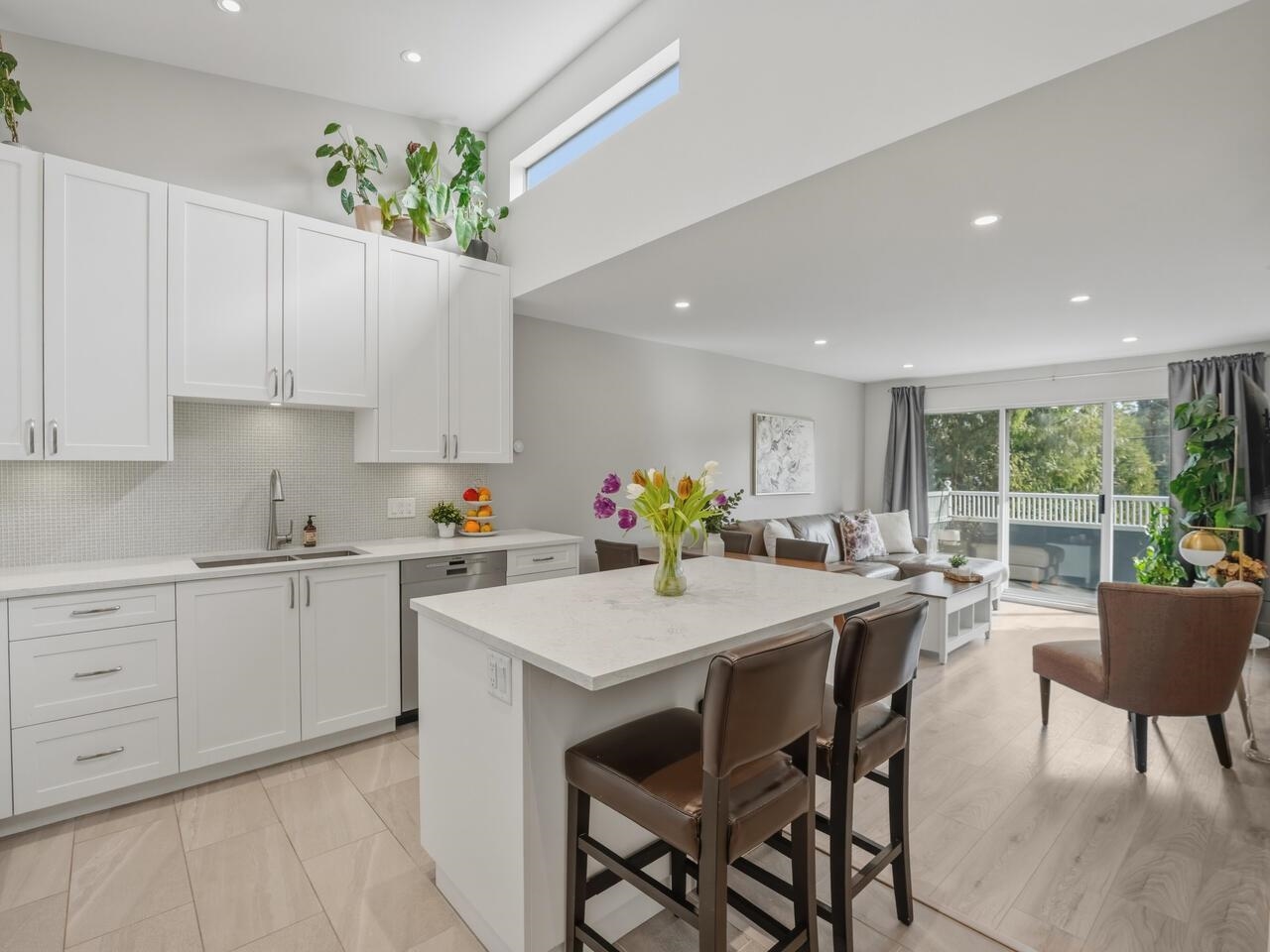 305 3875 4TH AVENUE, R3098316, BC,