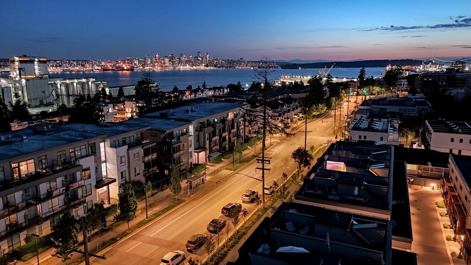 6 632 E 3RD STREET, R3098322, BC,