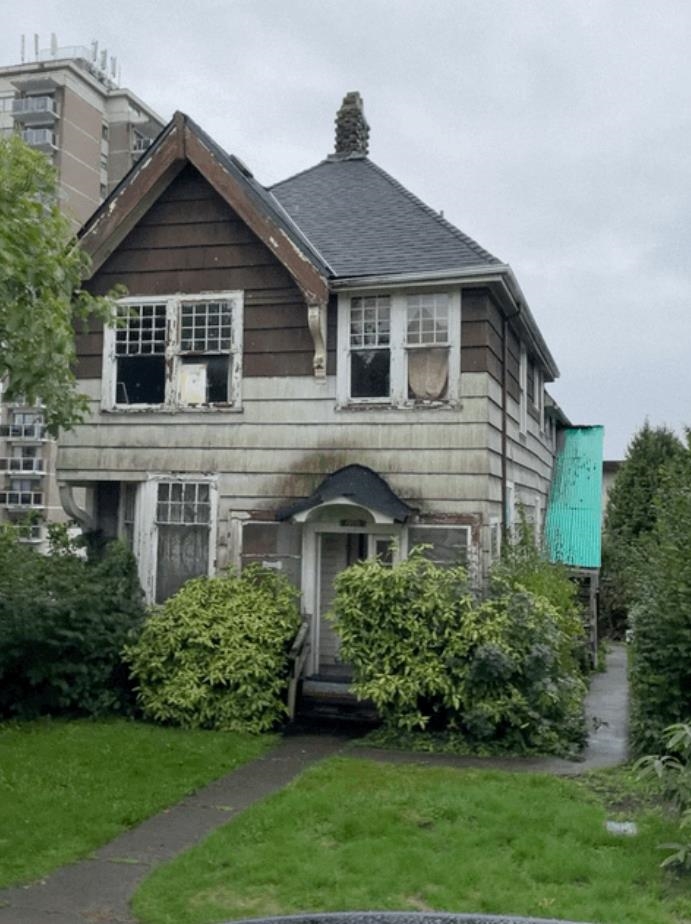 422 EIGHTH STREET, New Westminster BC V3M 3R7, R3098340, BC,