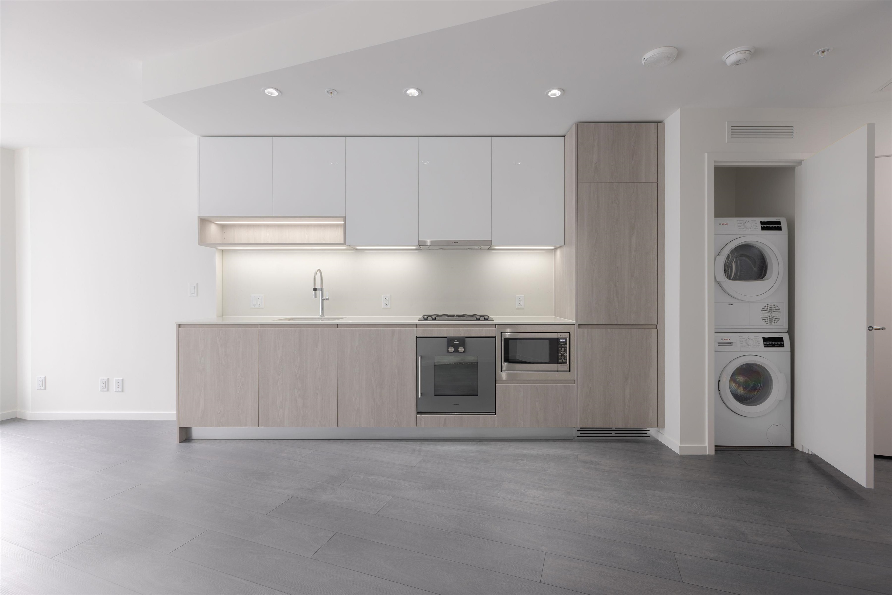 850 6500 MINORU BOULEVARD, R3098359, BC,