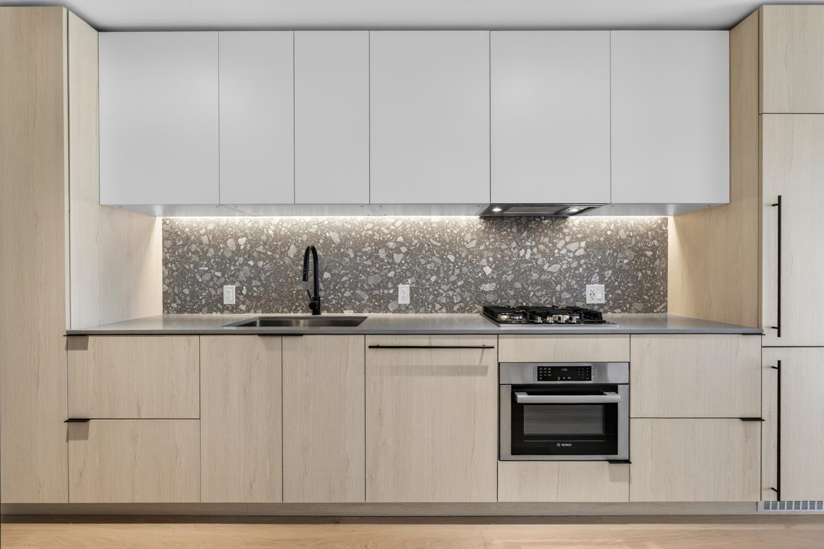 504 2471 ST. GEORGE STREET, R3098372, BC,