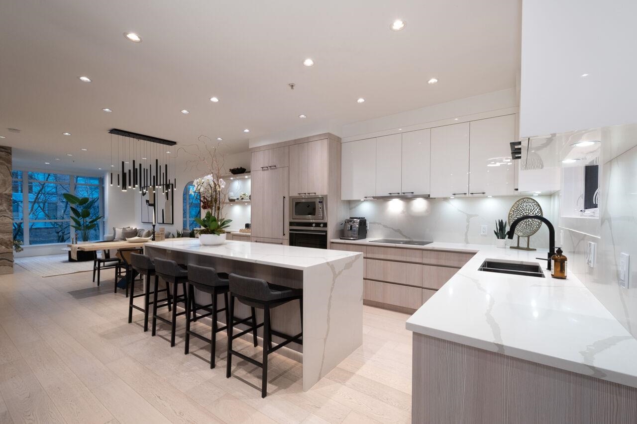 1238 QUEBEC STREET, Vancouver BC V6A 4G7, R3098431, BC,