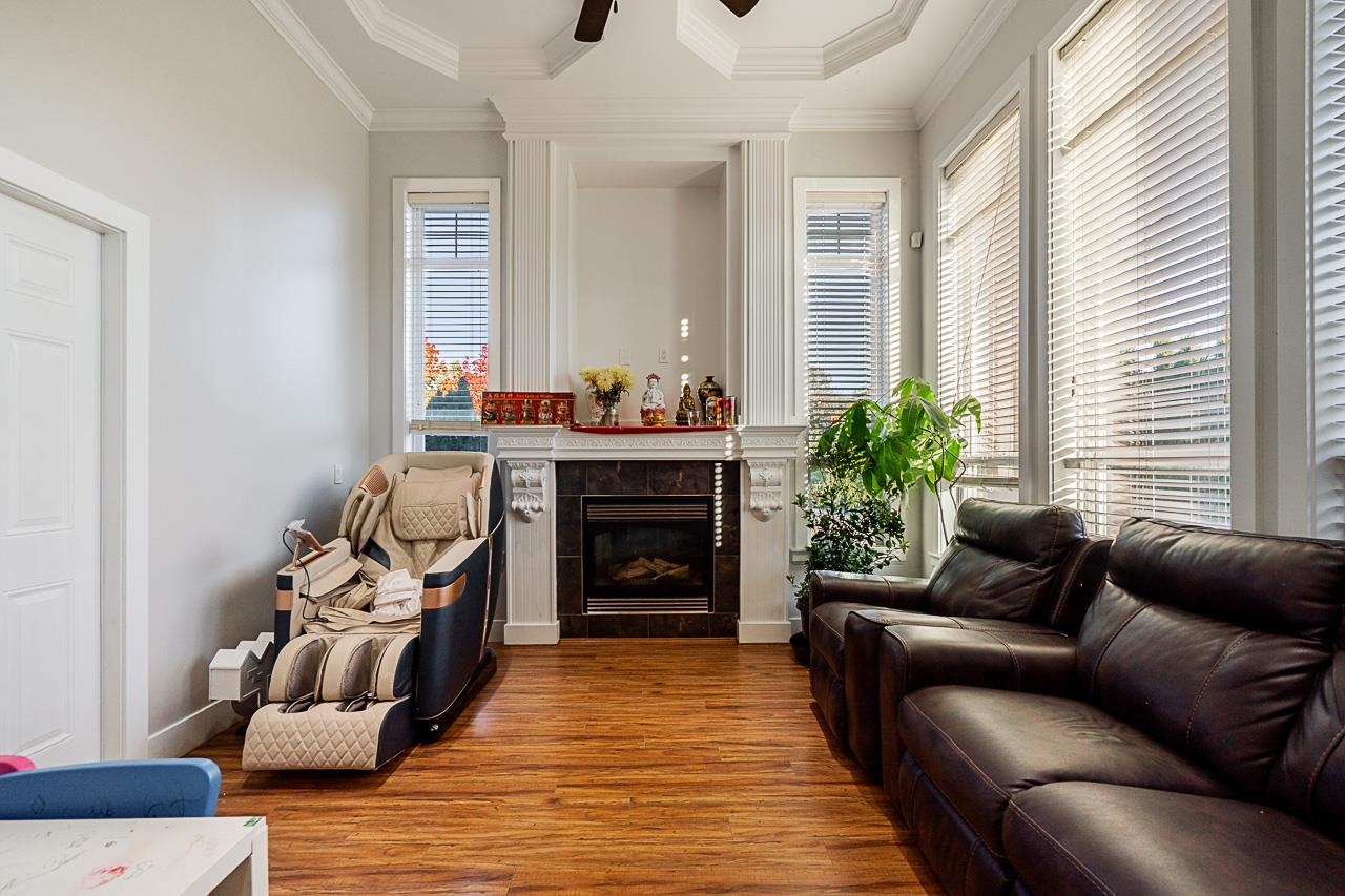 15177 76 AVENUE, Surrey BC V3S 2H4, R3098480, BC,