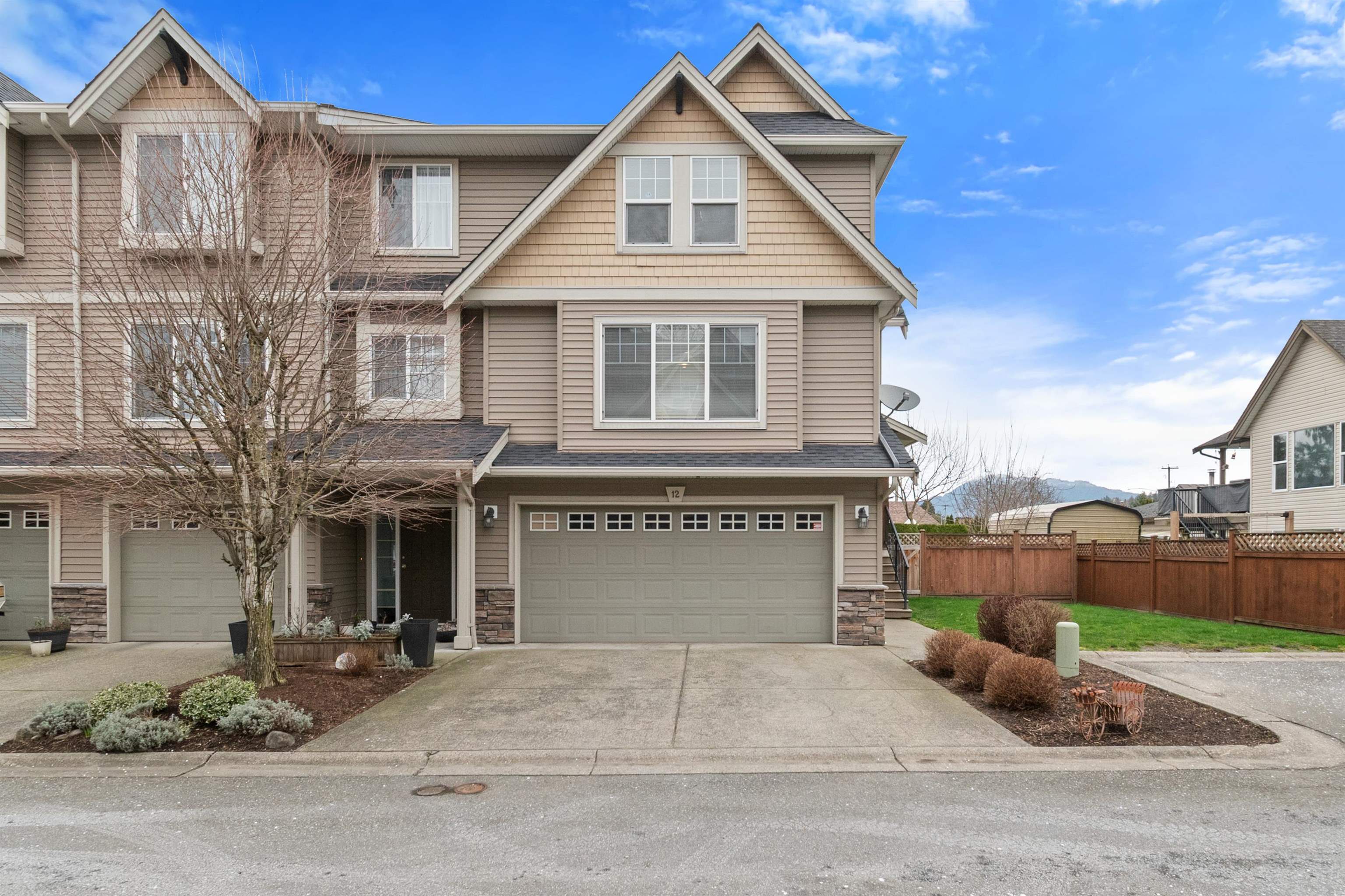 12 9232 WOODBINE STREET, R3098686, BC,