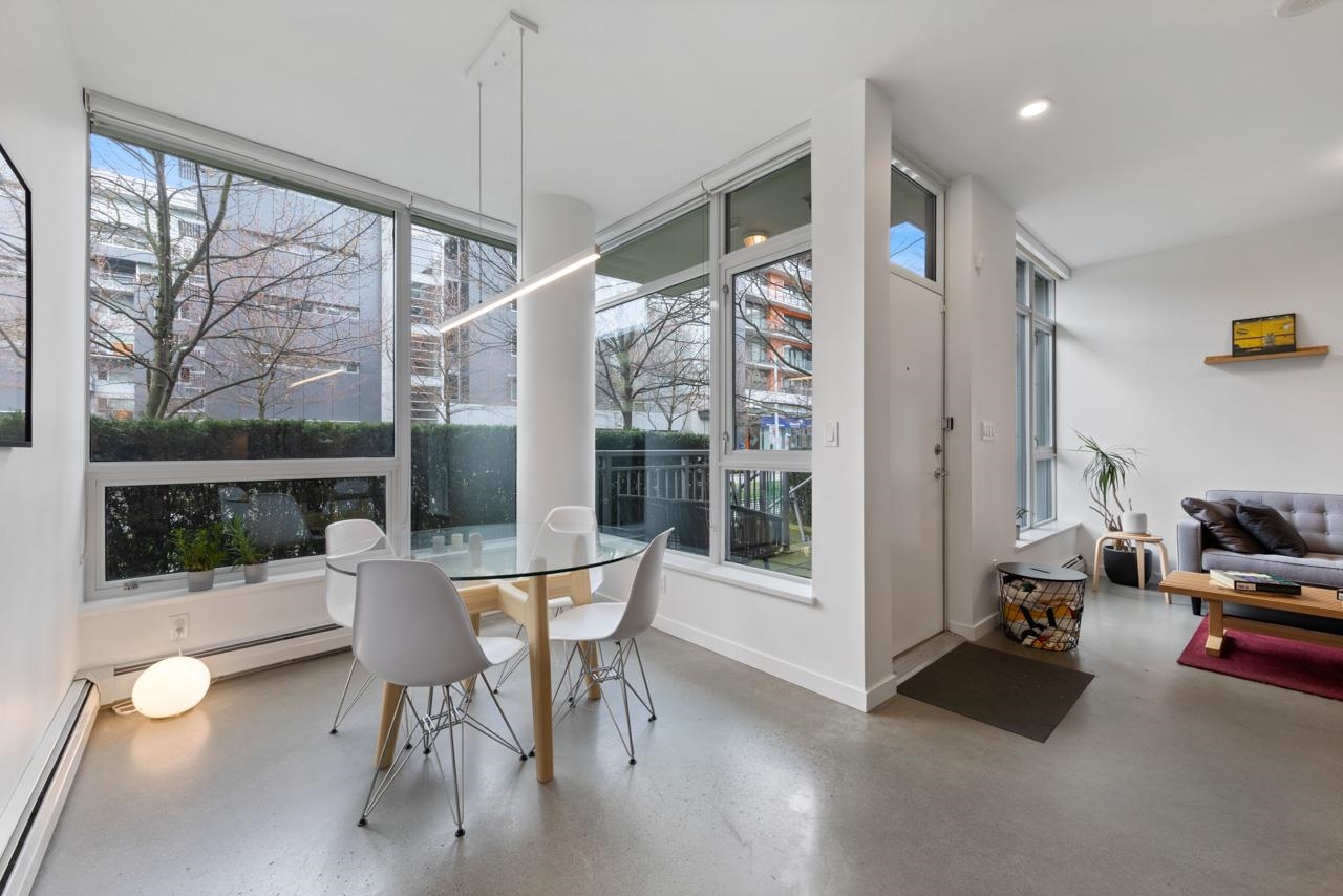 128 W 1ST AVENUE, Vancouver BC V5Y 0H5, R3098800, BC,