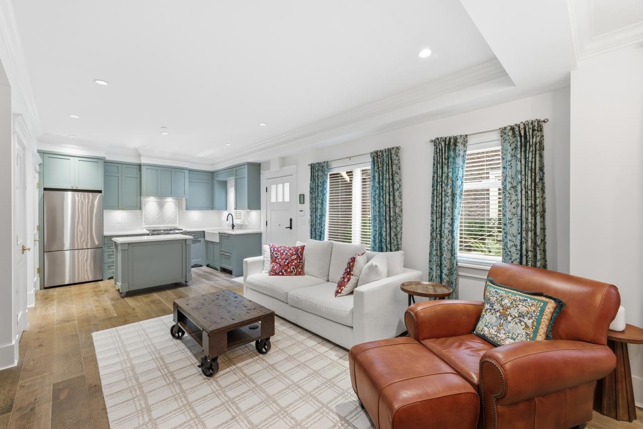 3176 BURRARD STREET, Vancouver BC V6J 2L9, R3098915, BC,