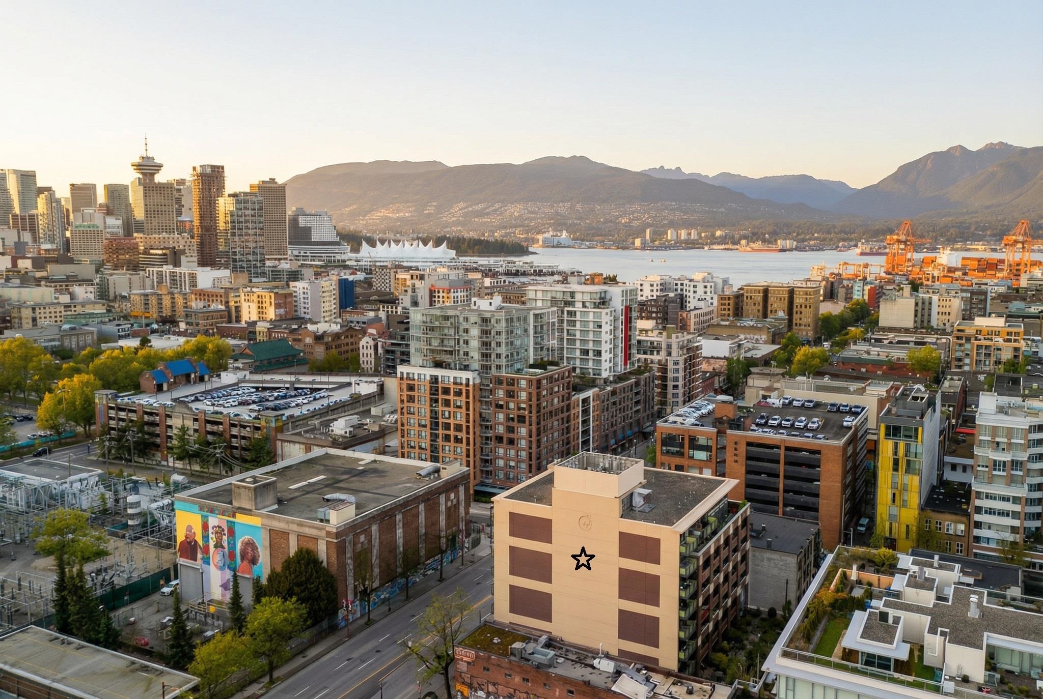 710 718 MAIN STREET, R3098939, BC,