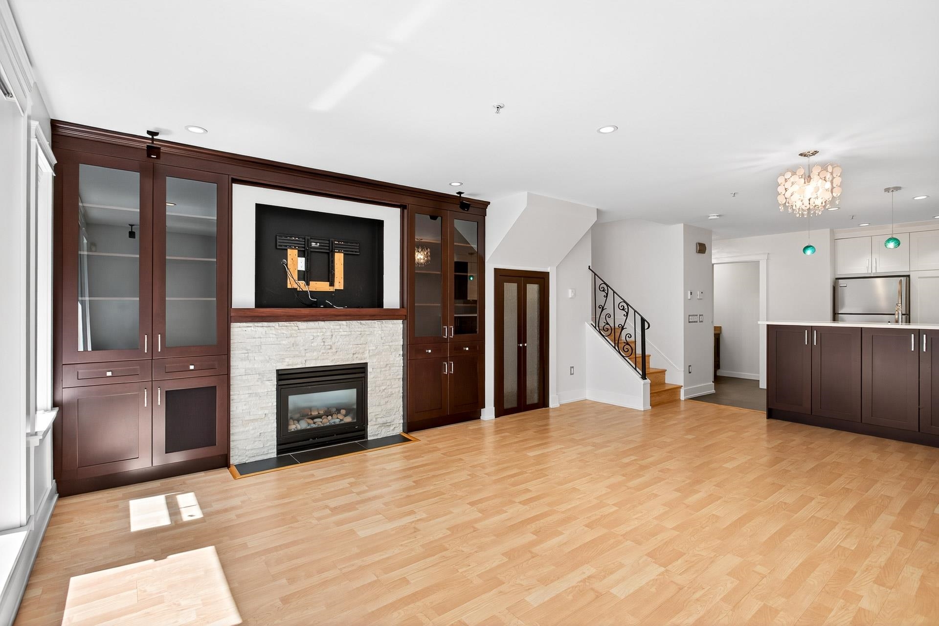 60 3436 TERRA VITA PLACE, R3098942, BC,