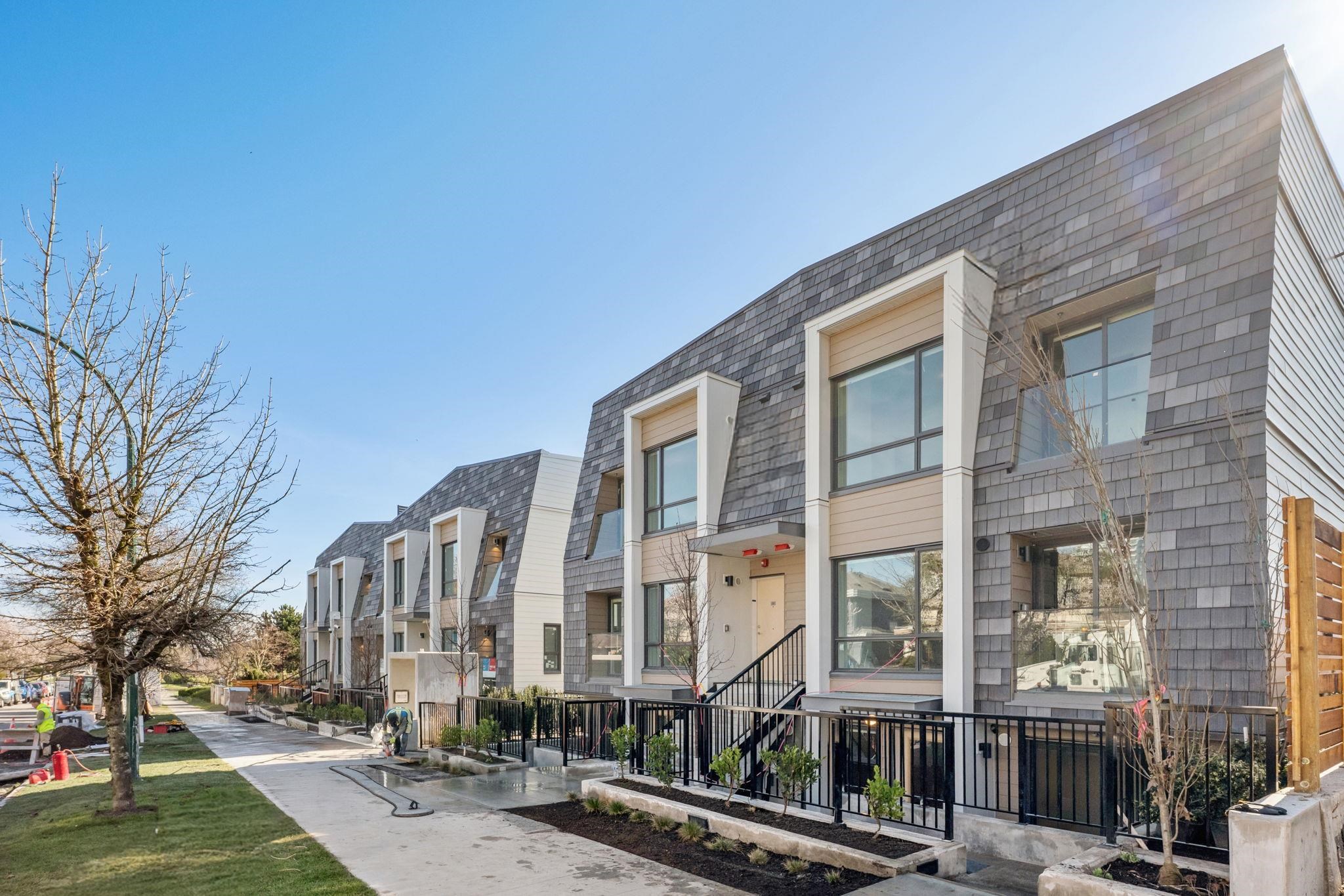 151 378 45TH AVENUE, R3099012, BC,