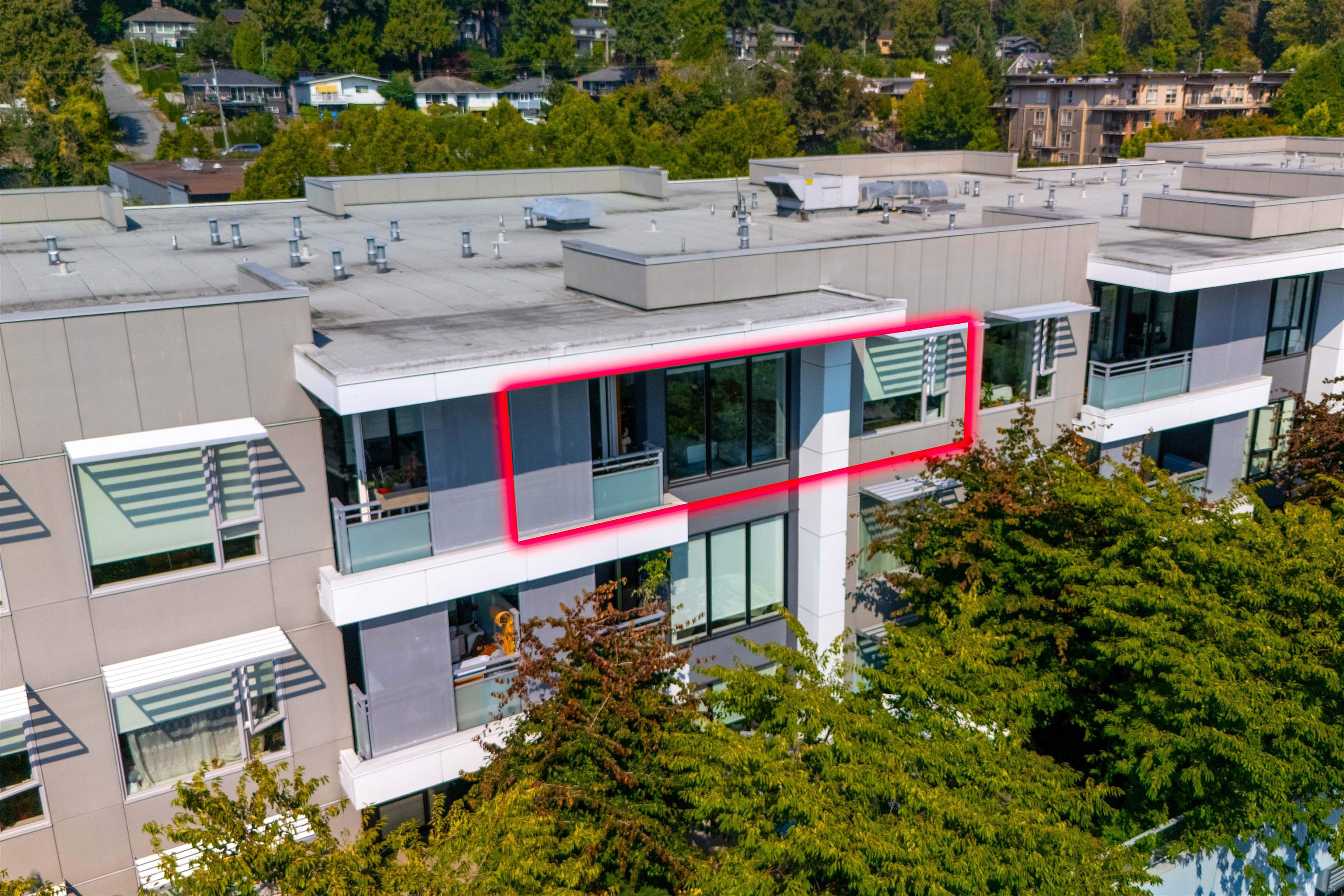 404 1061 MARINE DRIVE, R3099071, BC,