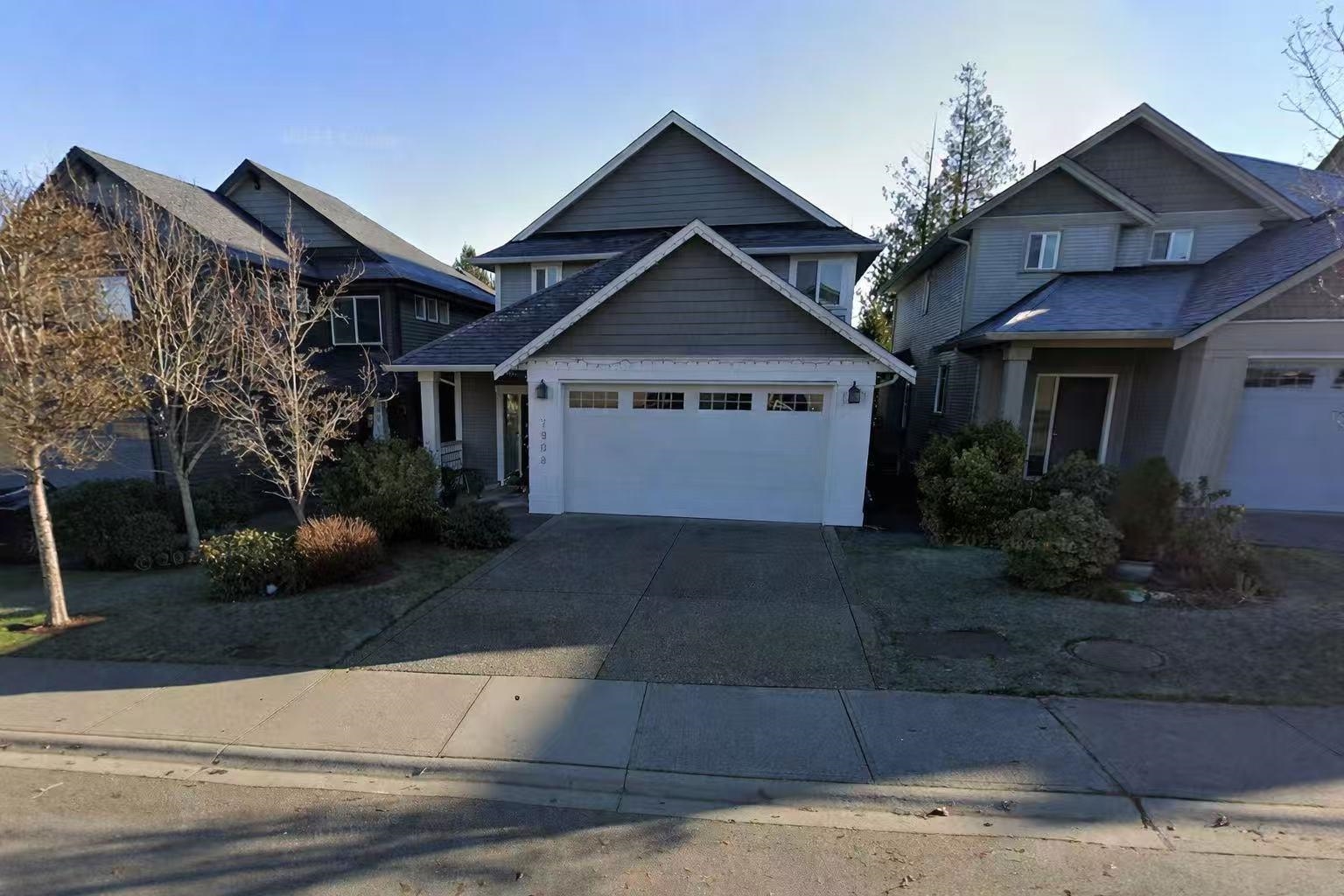 Basement 790x 211B STREET, R3099176, BC,