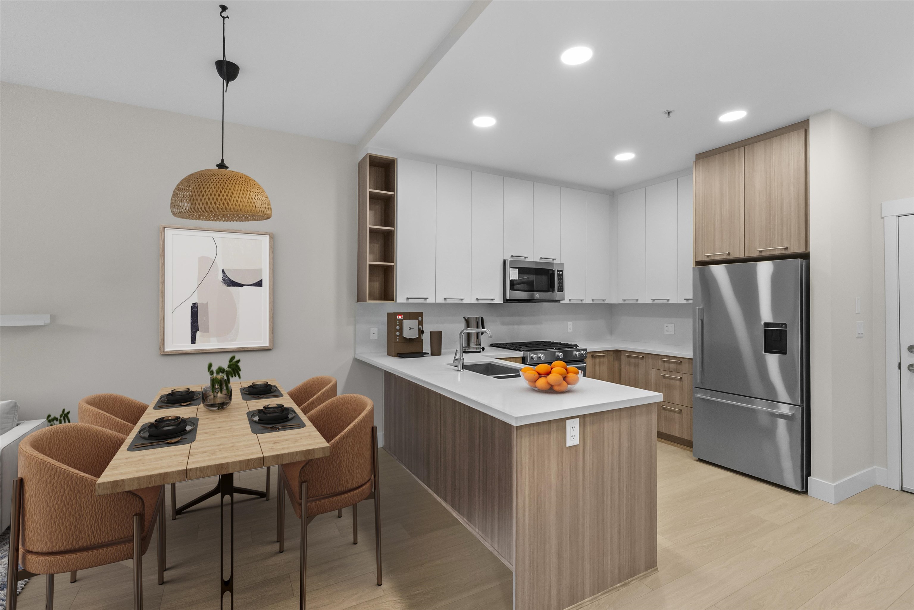 102 14022 NORTH BLUFF ROAD, R3099204, BC,