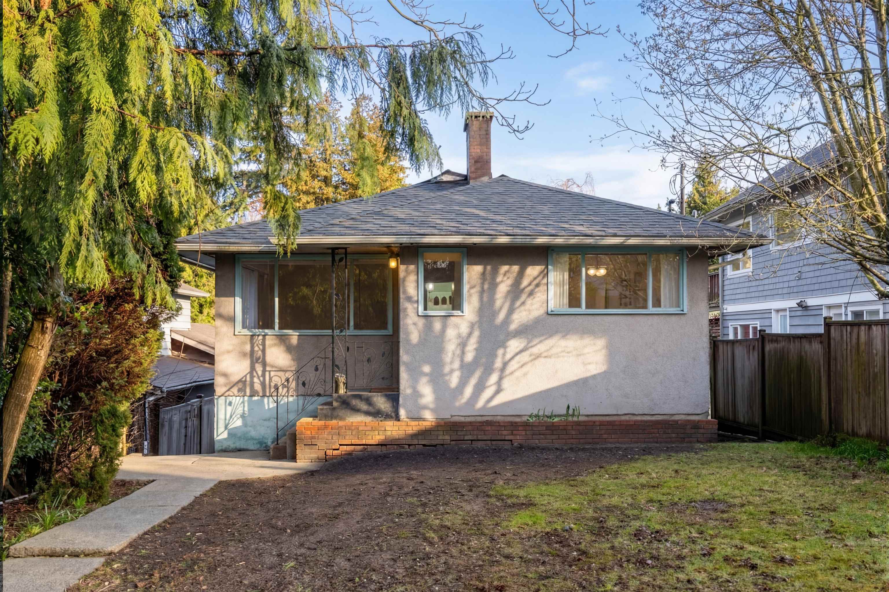 2525 WESTERN AVENUE, North Vancouver BC V7N 3L2, R3099303, BC,