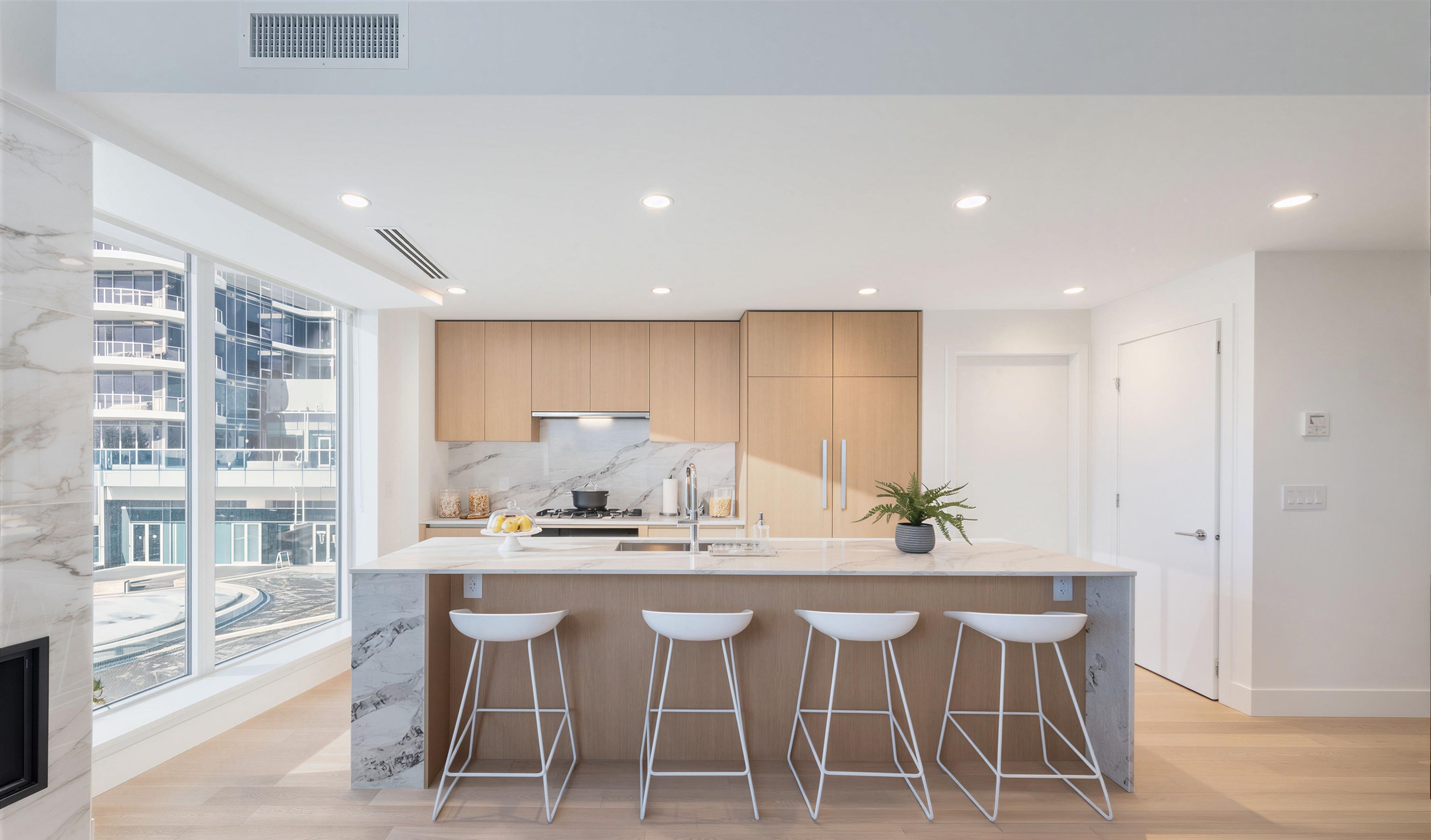 201 1475 FOSTER STREET, R3099342, BC,