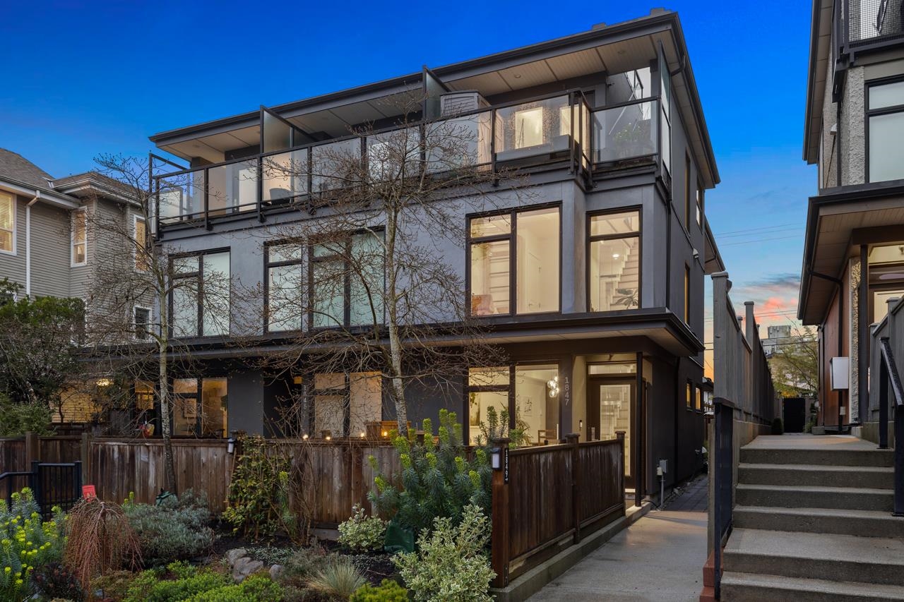 1847 ADANAC STREET, Vancouver BC V5L 2E1, R3099344, BC,