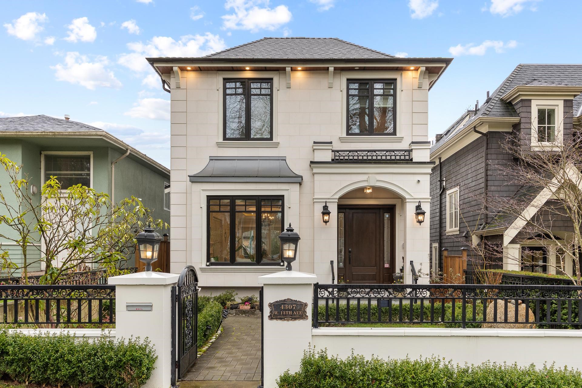 4307 W 13TH AVENUE, Vancouver BC V6R 2V1, R3099374, BC,