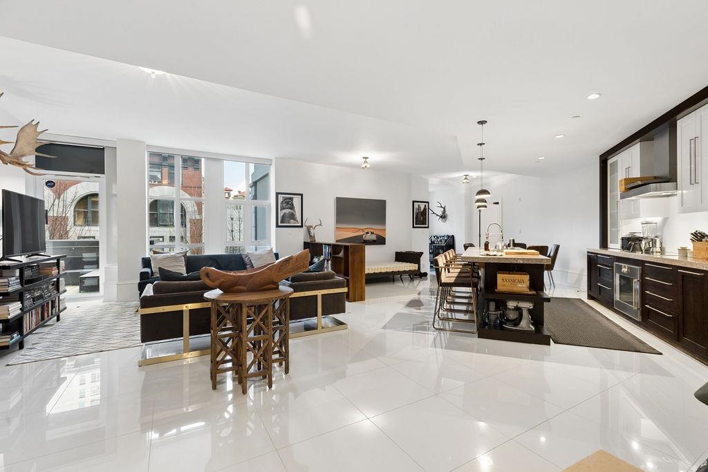 304 1102 HORNBY STREET, R3099441, BC,