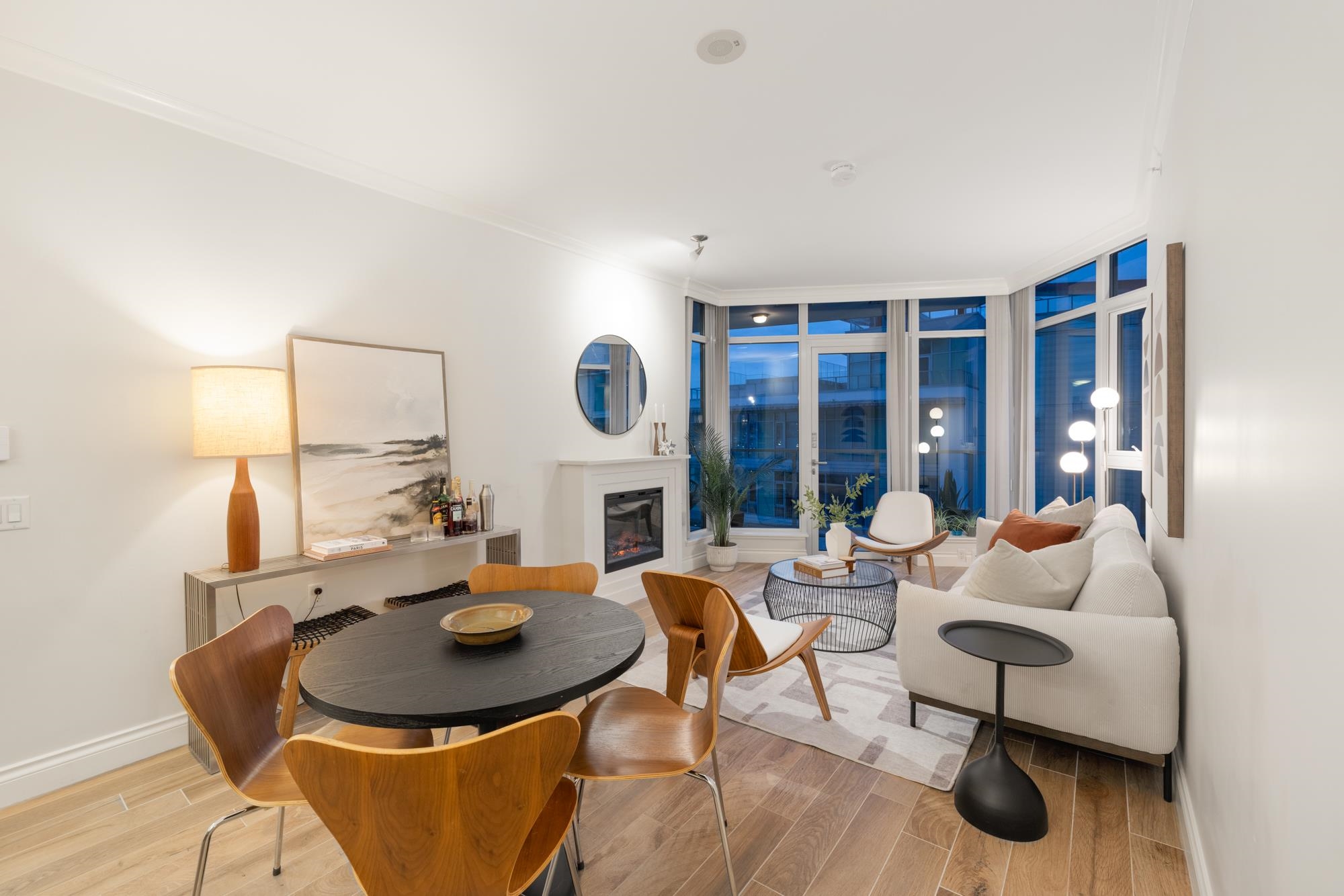 803 199 VICTORY SHIP WAY, R3099500, BC,