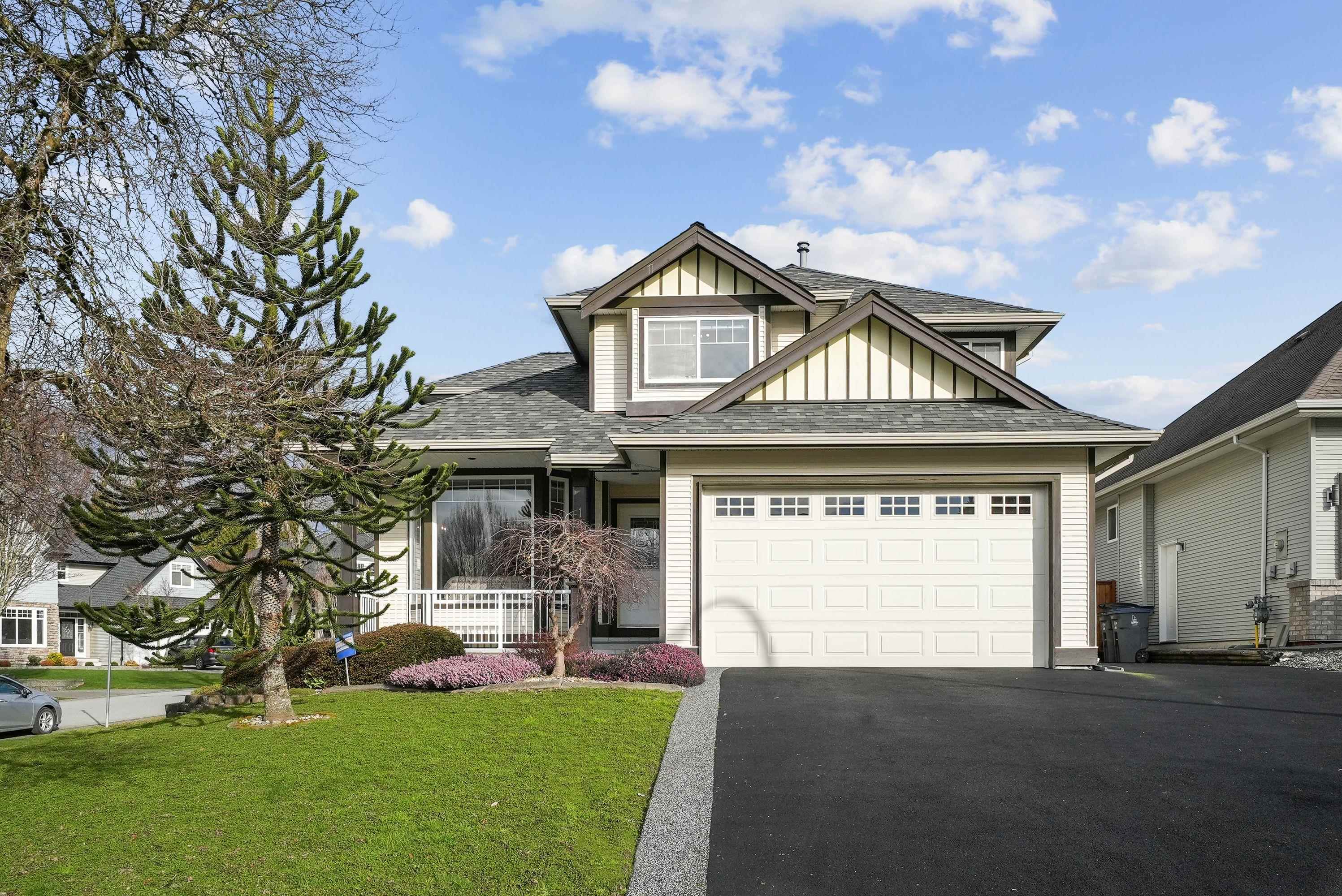 18111 68A AVENUE, Surrey BC V3S 9C2, R3099610, BC,