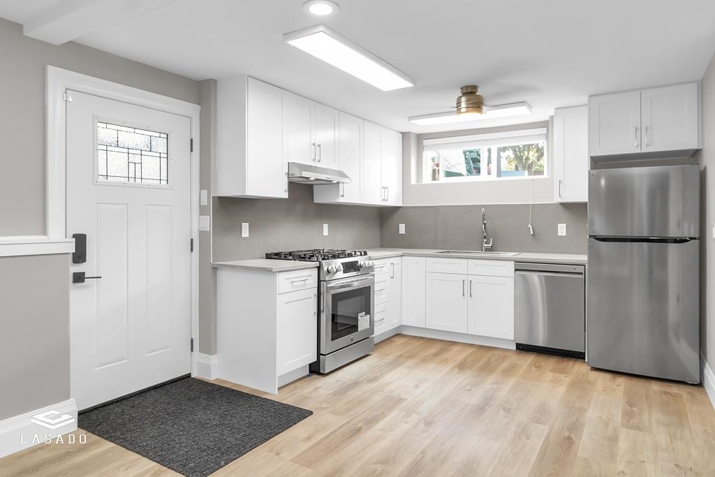 bsmt 1225 ROYAL COURT, R3099768, BC,