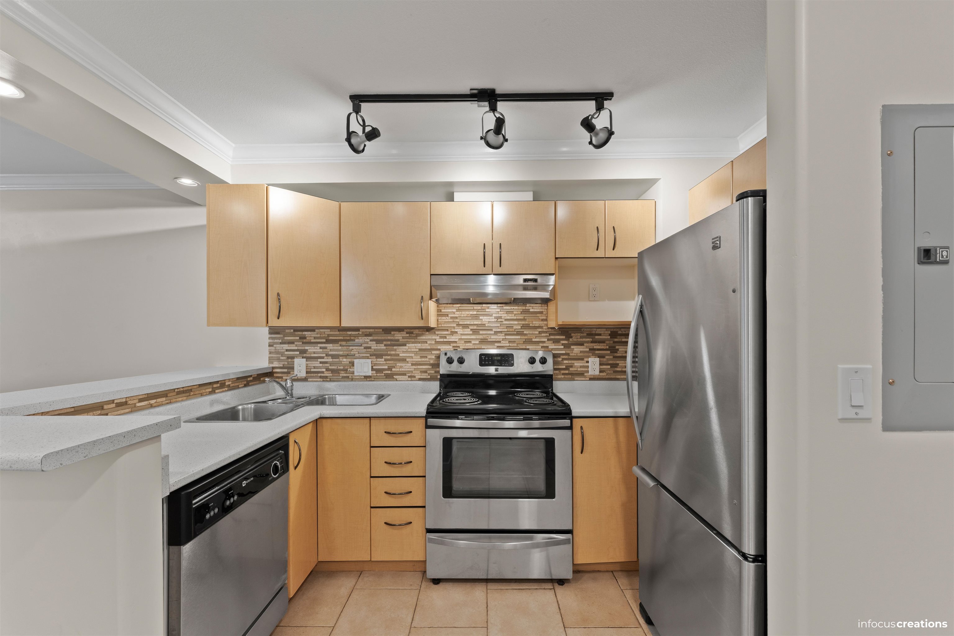 20200 56 AVENUE, Langley BC V3A 8S1, R3099811, BC,