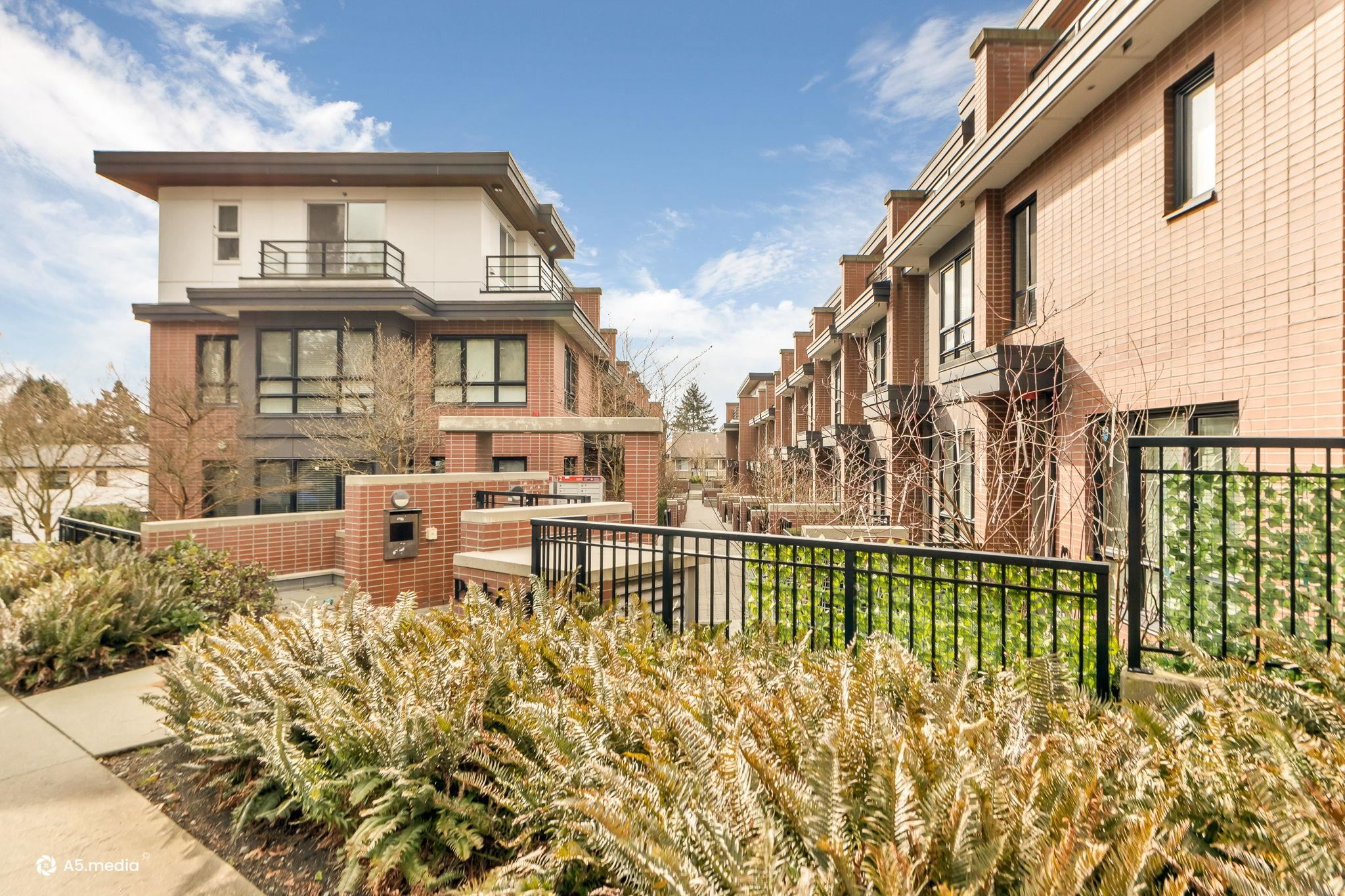 5 338 64 AVENUE, R3099835, BC,