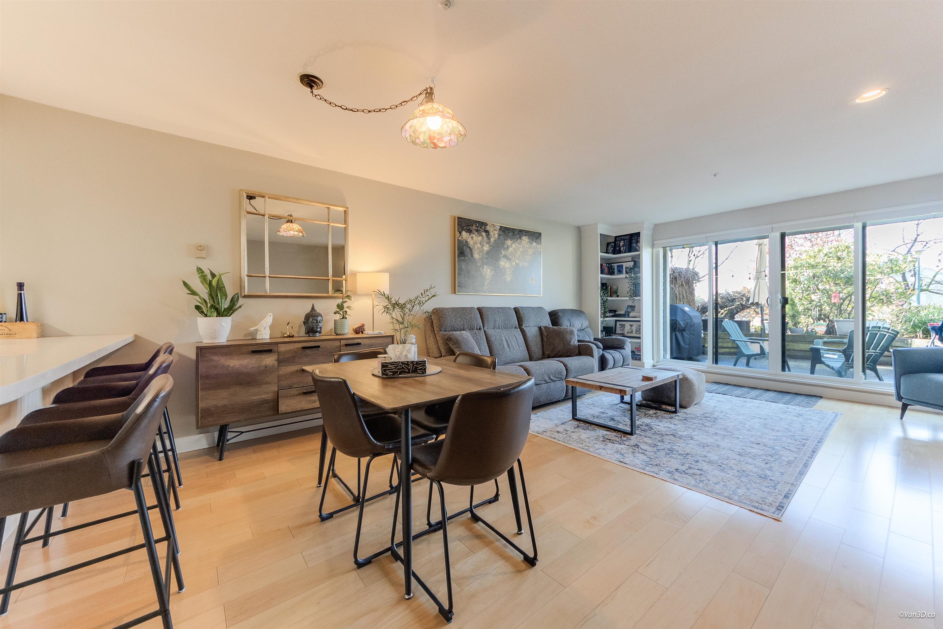 6 2150 MARINE DRIVE, R3099845, BC,