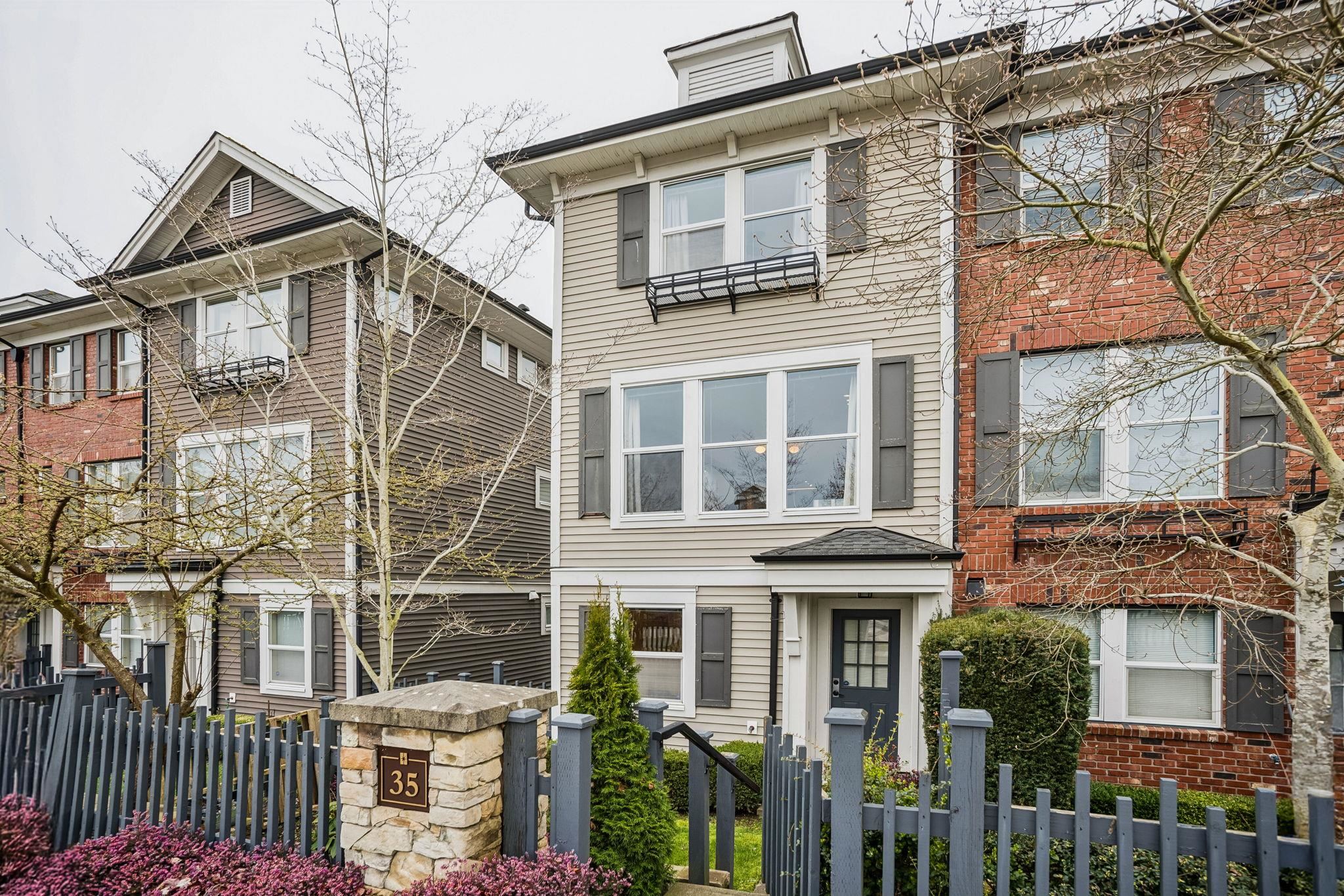 35 10415 DELSOM CRESCENT CRESCENT, R3099874, BC,