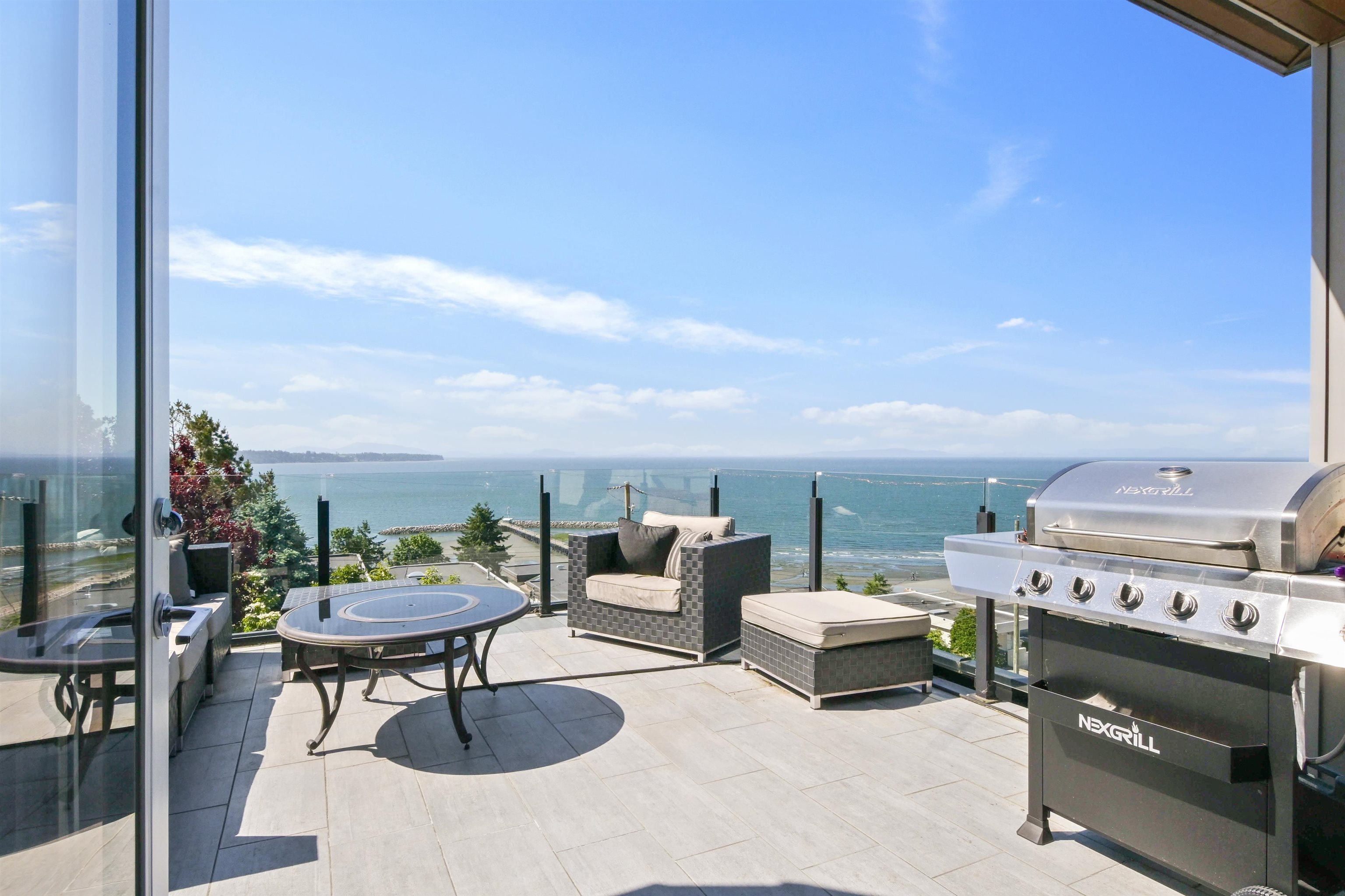 15095 ROYAL AVENUE, White Rock BC V4B 1M1, R3099935, BC,