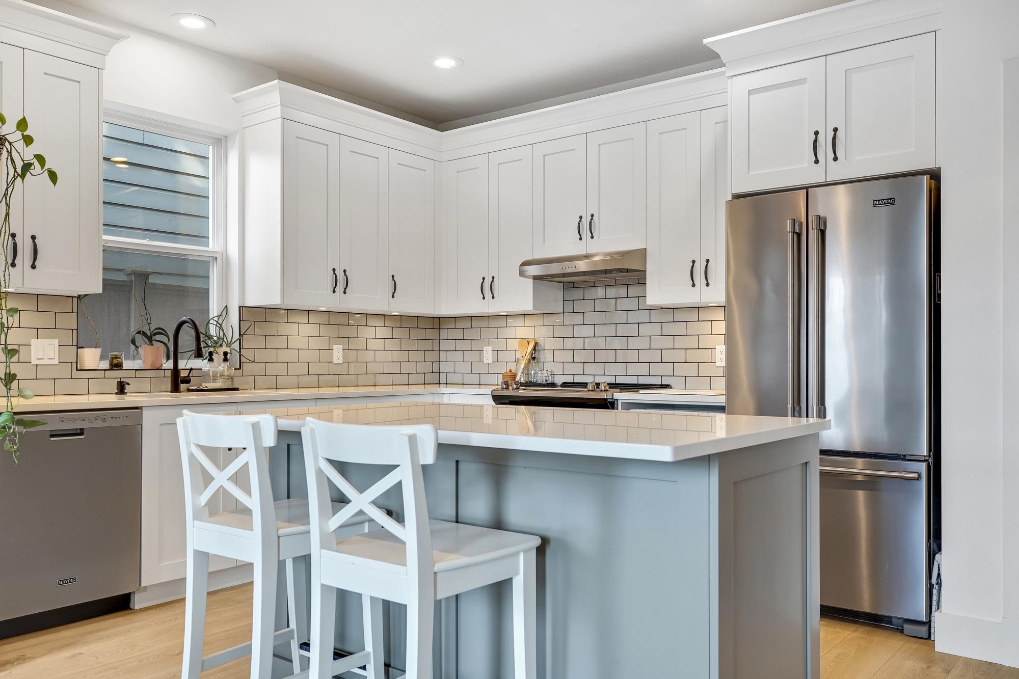 5681 47A AVENUE, Delta BC V4K 4B5, R3099958, BC,