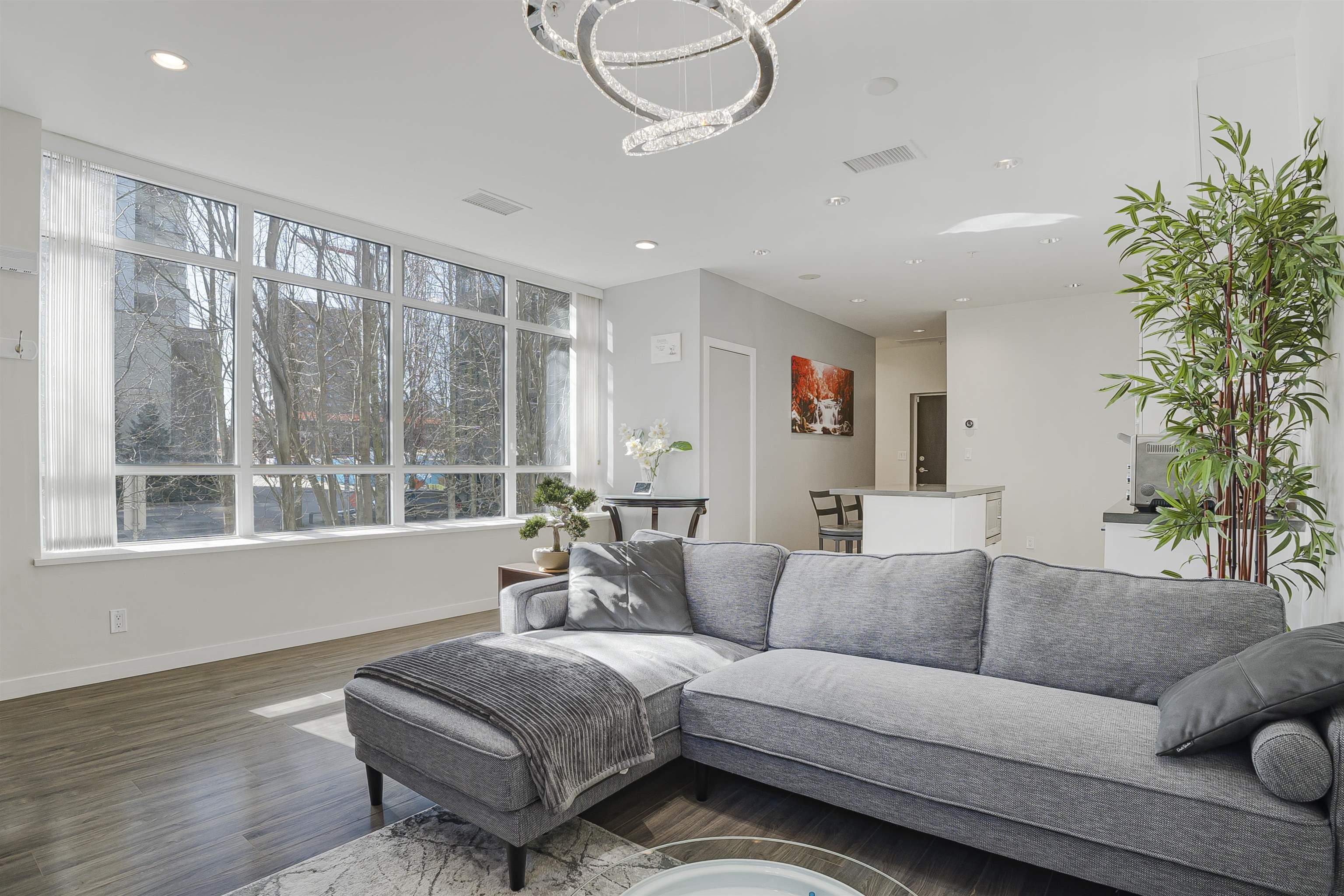 21 7338 GOLLNER AVENUE, R3099969, BC,