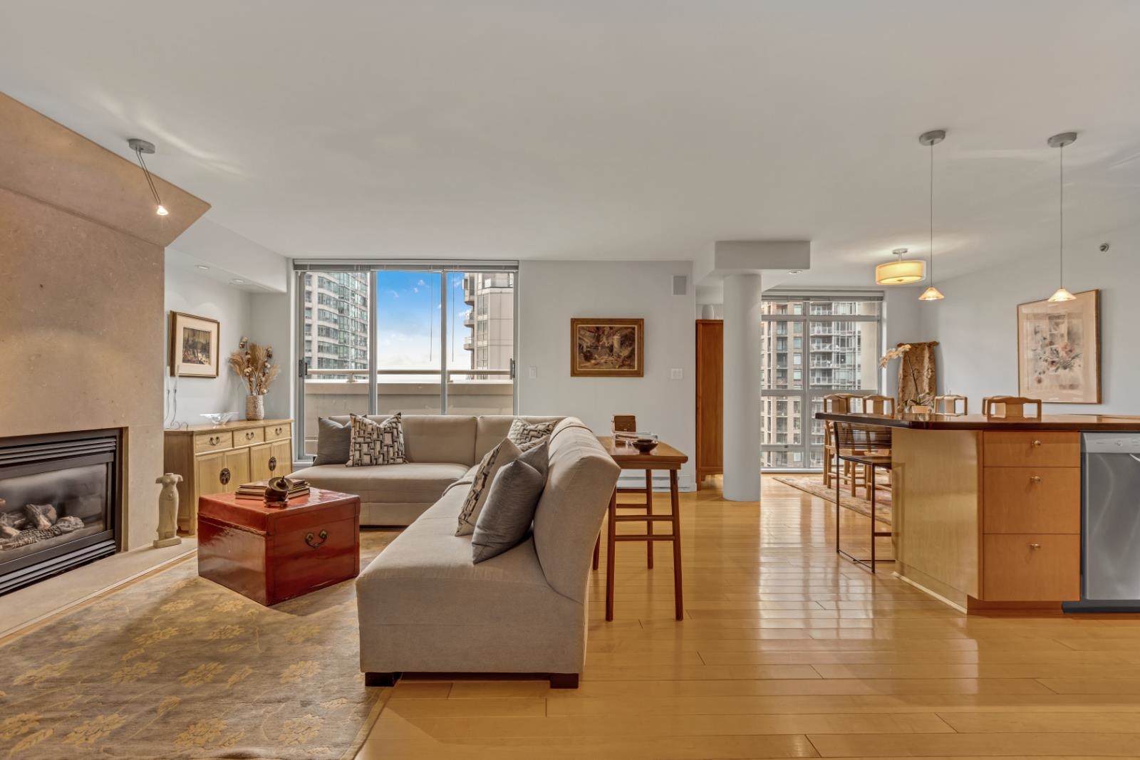 1404 819 HAMILTON STREET, R3100036, BC,