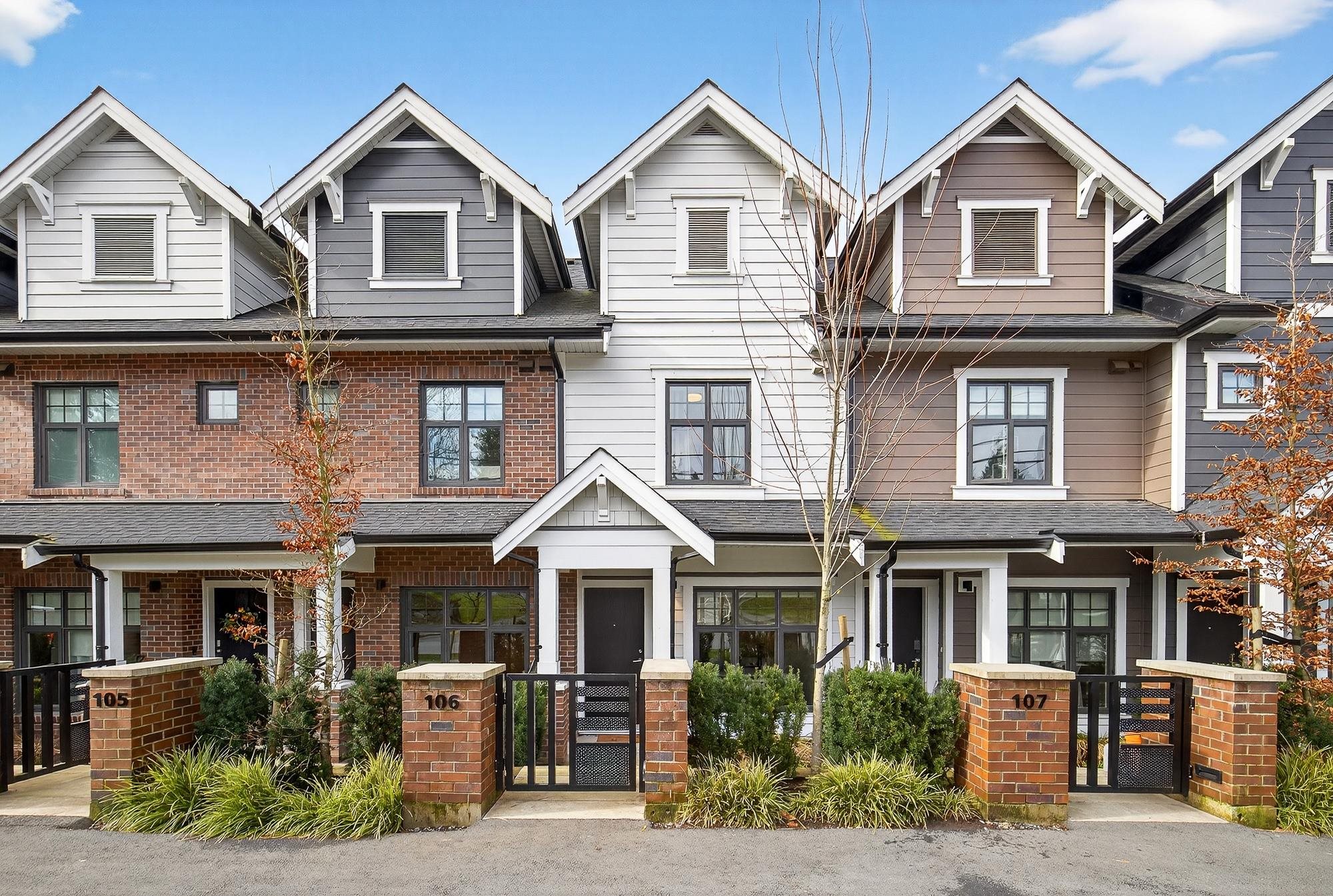 106 678 FAIRVIEW STREET, R3100327, BC,