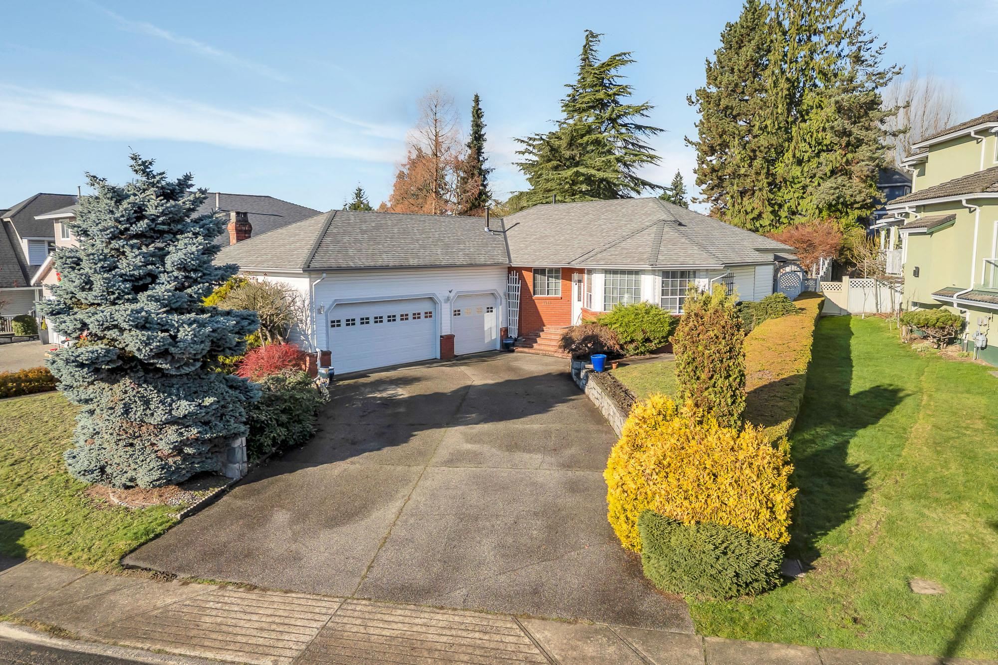 2235 LECLAIR DRIVE, Coquitlam BC V3K 6H6, R3100404, BC,