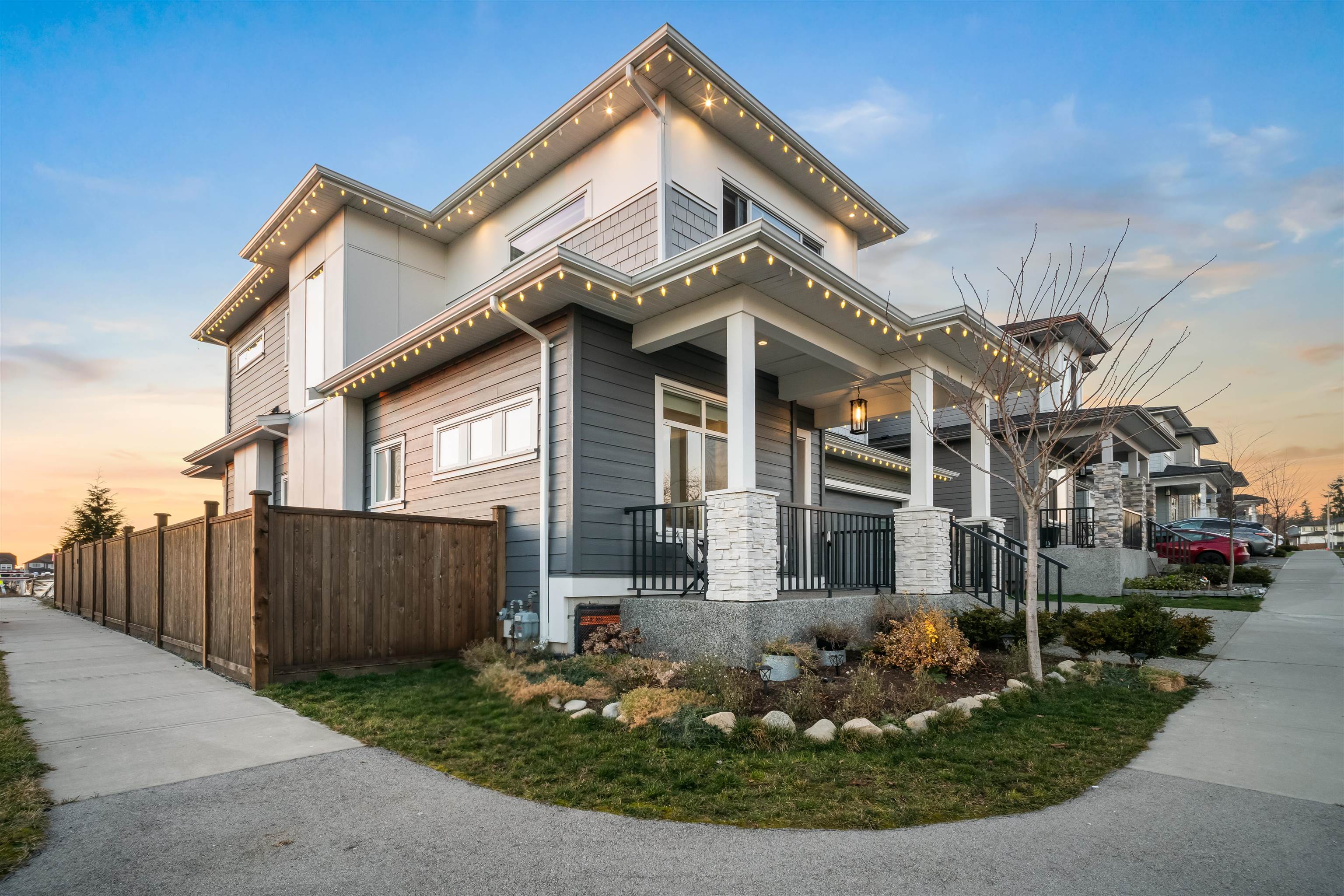 2055 167A ST, Surrey BC V3Z 1J4, R3100406, BC,