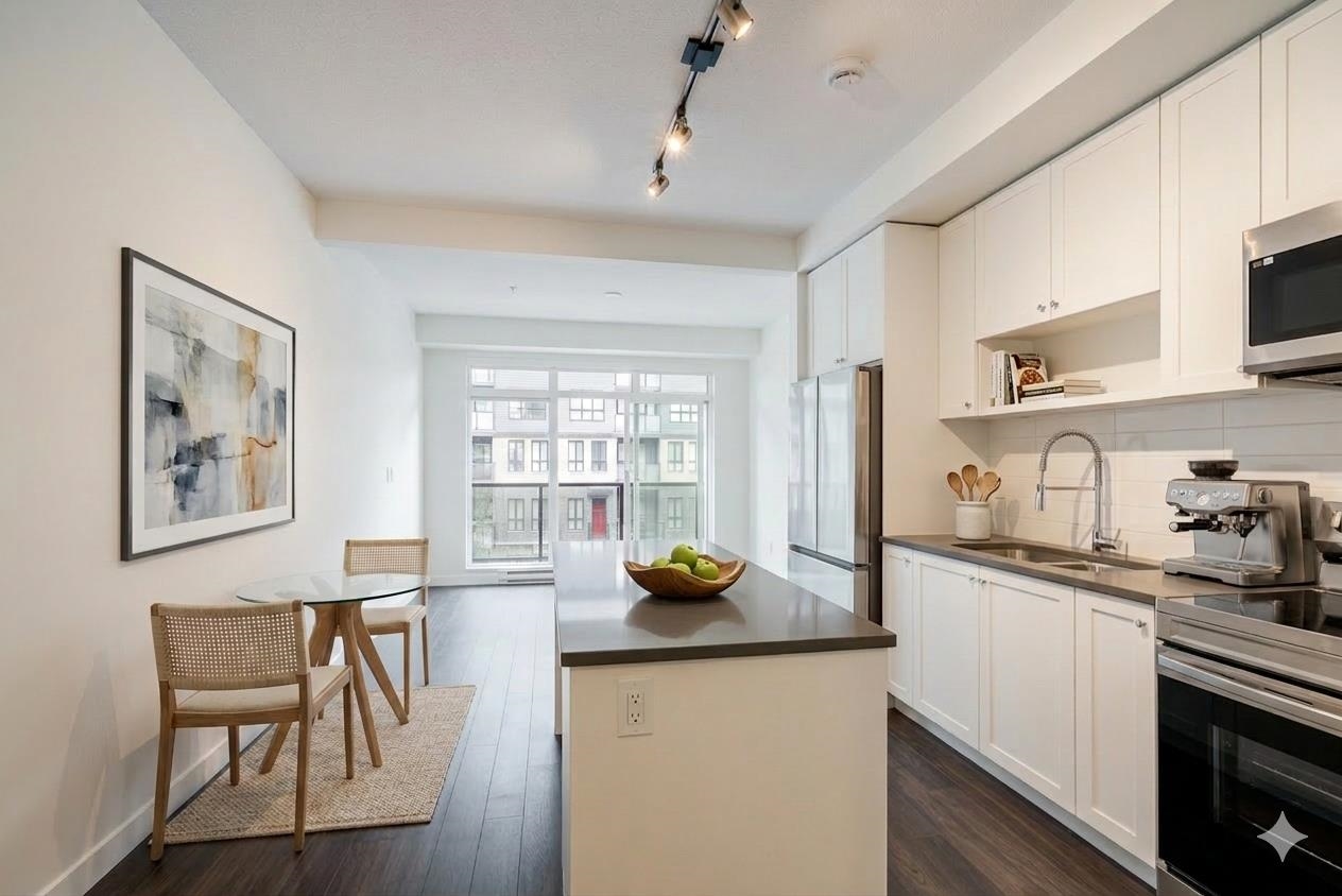 225 15733 85 AVENUE, R3100441, BC,