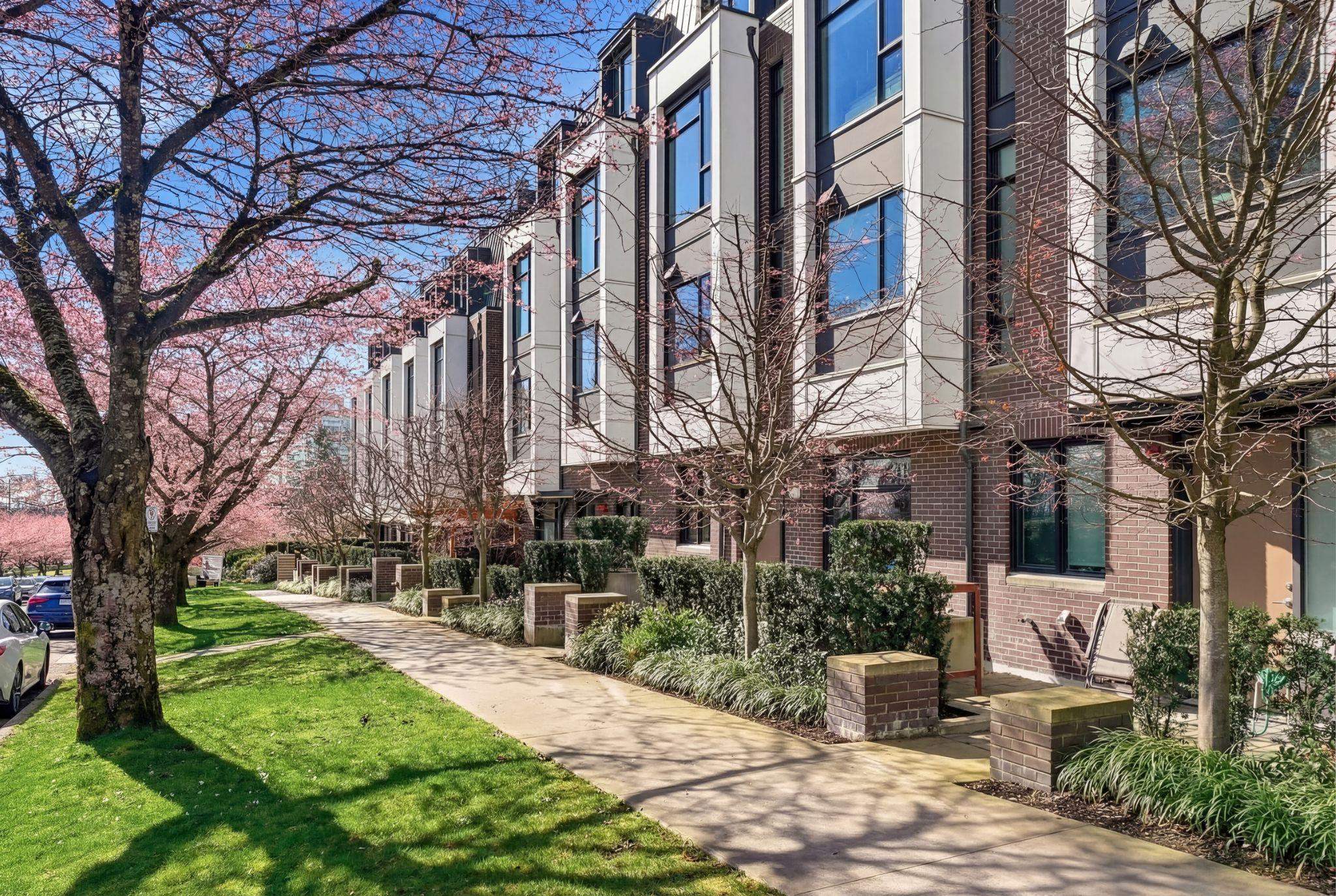 7615 YUKON STREET, Vancouver BC V5X 2Y4, R3100445, BC,