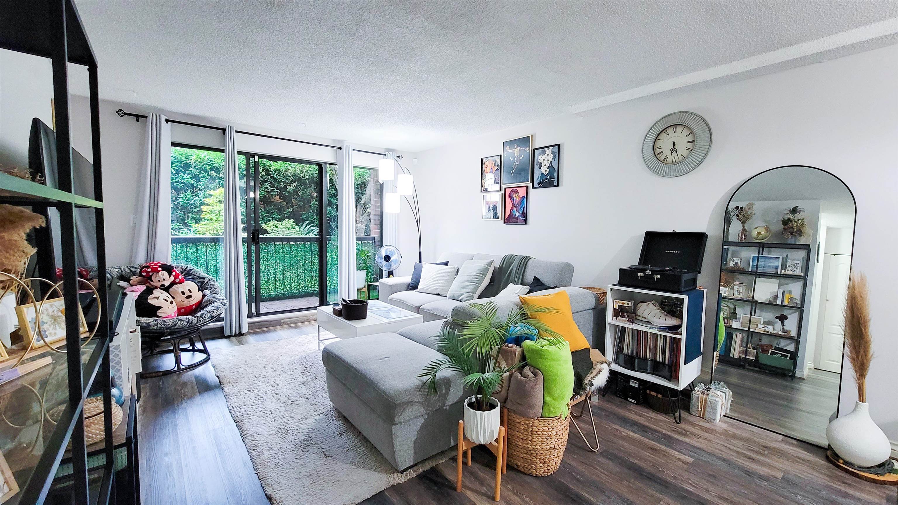 107 620 EIGHTH AVENUE, R3100507, BC,