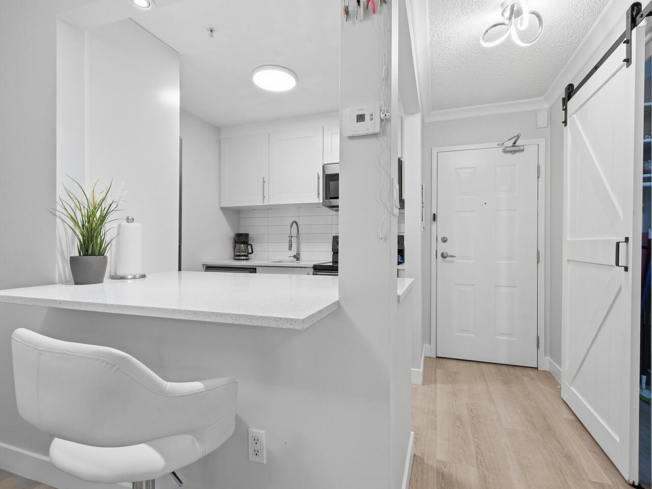 410 715 ROYAL AVENUE, R3100610, BC,