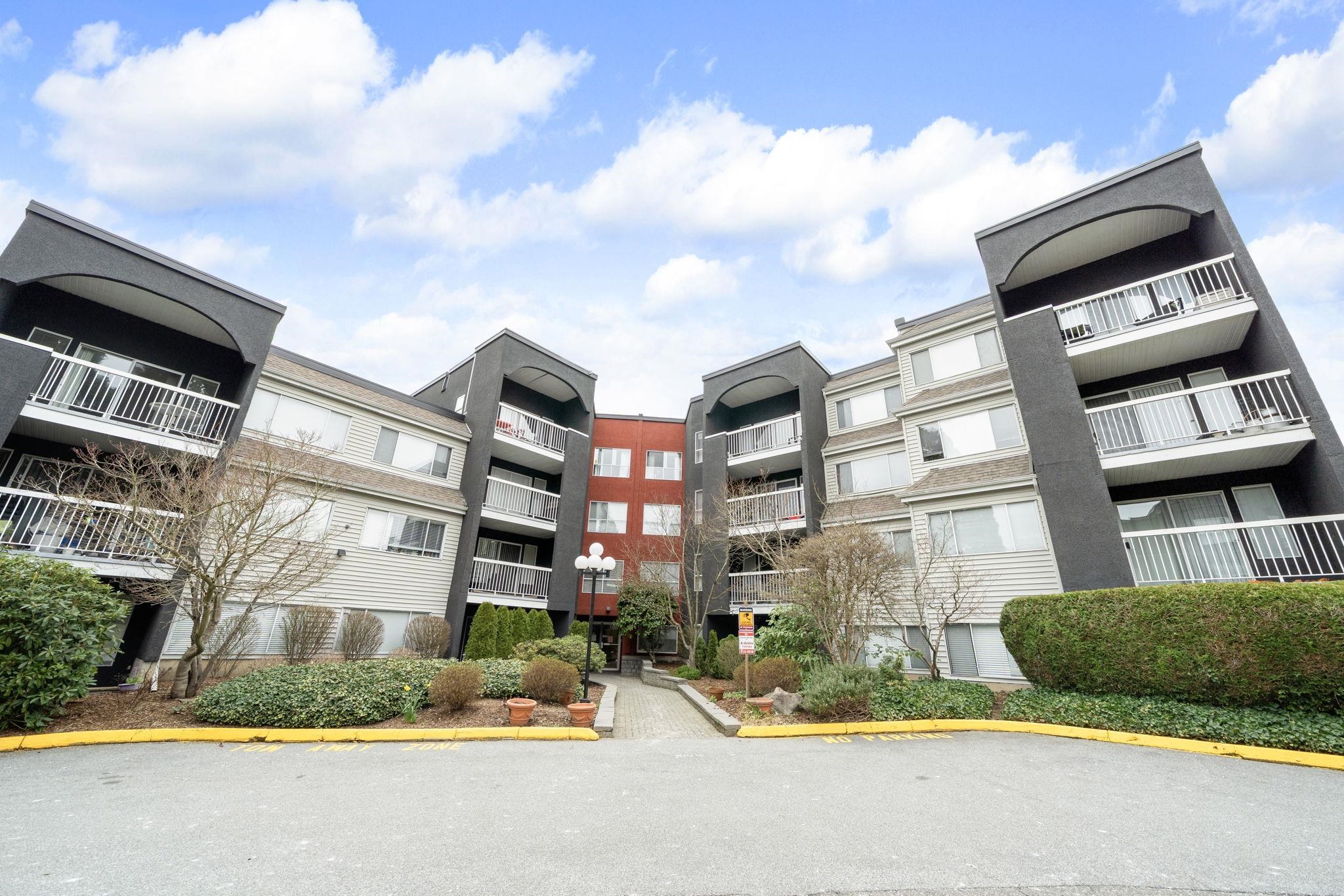 MLS® listing #R3100633 for sale located at 107 5700 200 STREET